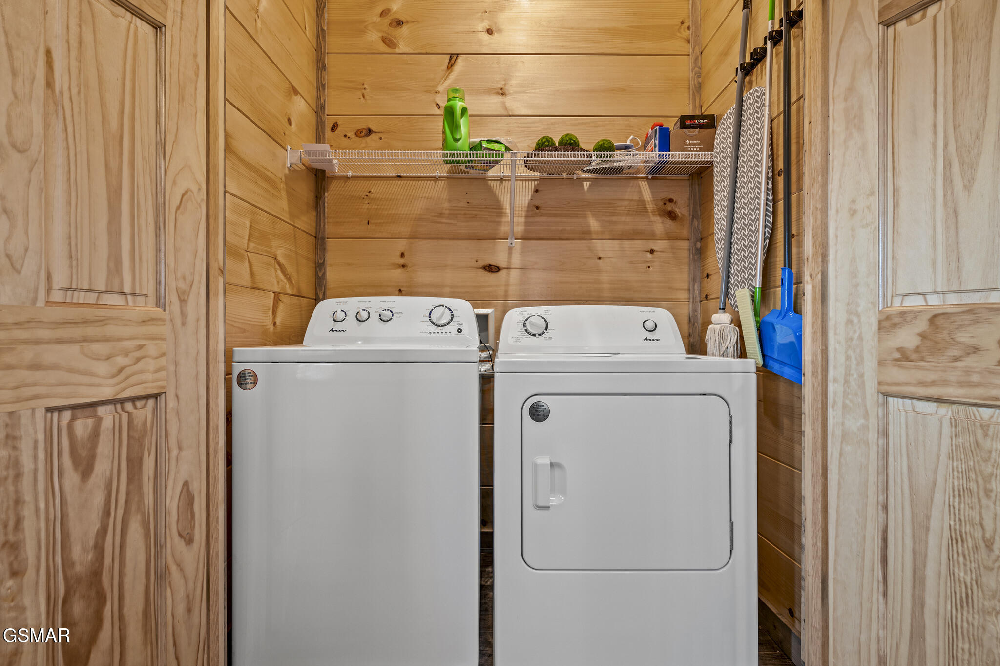 2125 Eagle Feather Drive Sevierville TN 37876