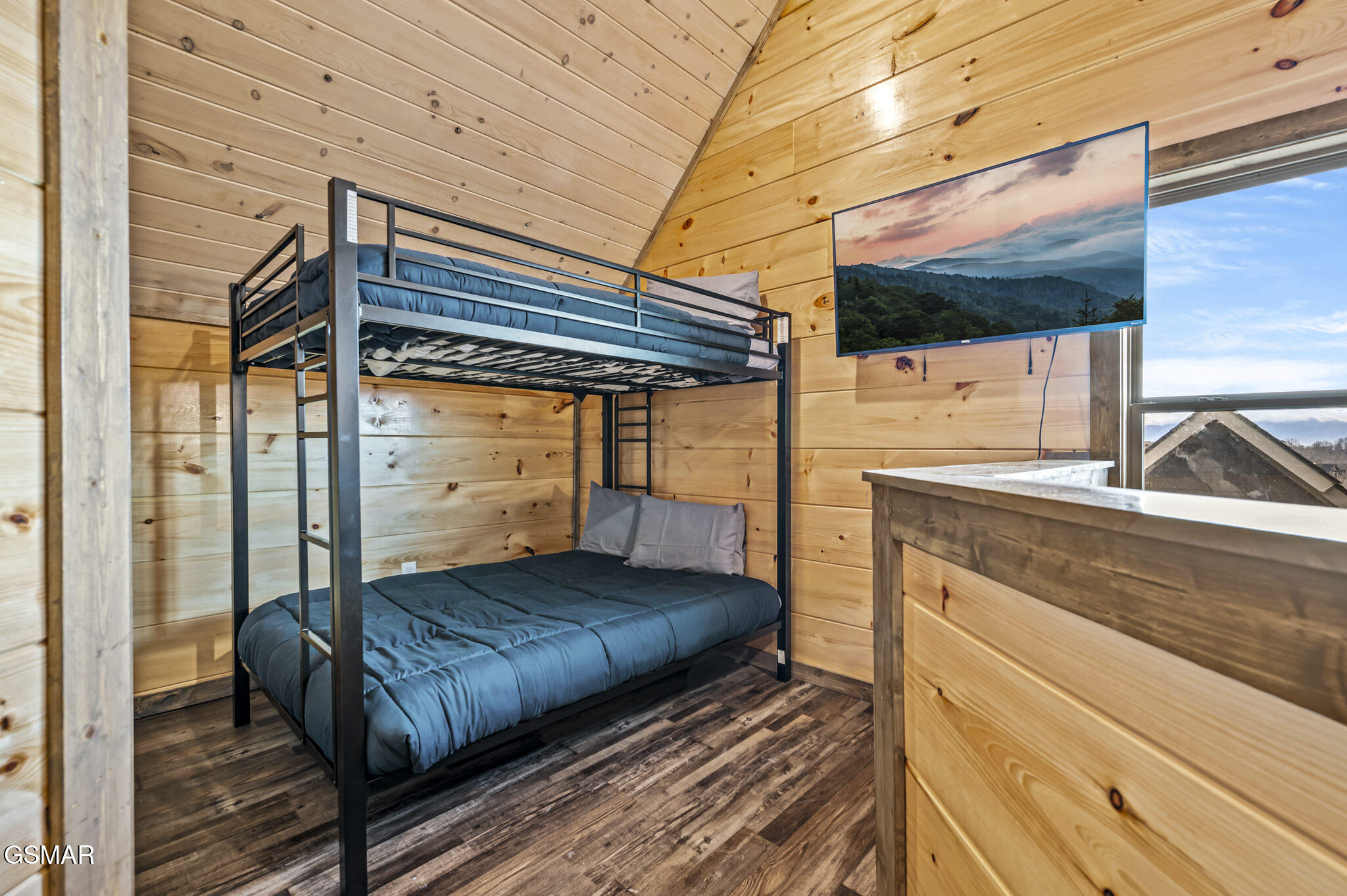 2125 Eagle Feather Drive Sevierville TN 37876