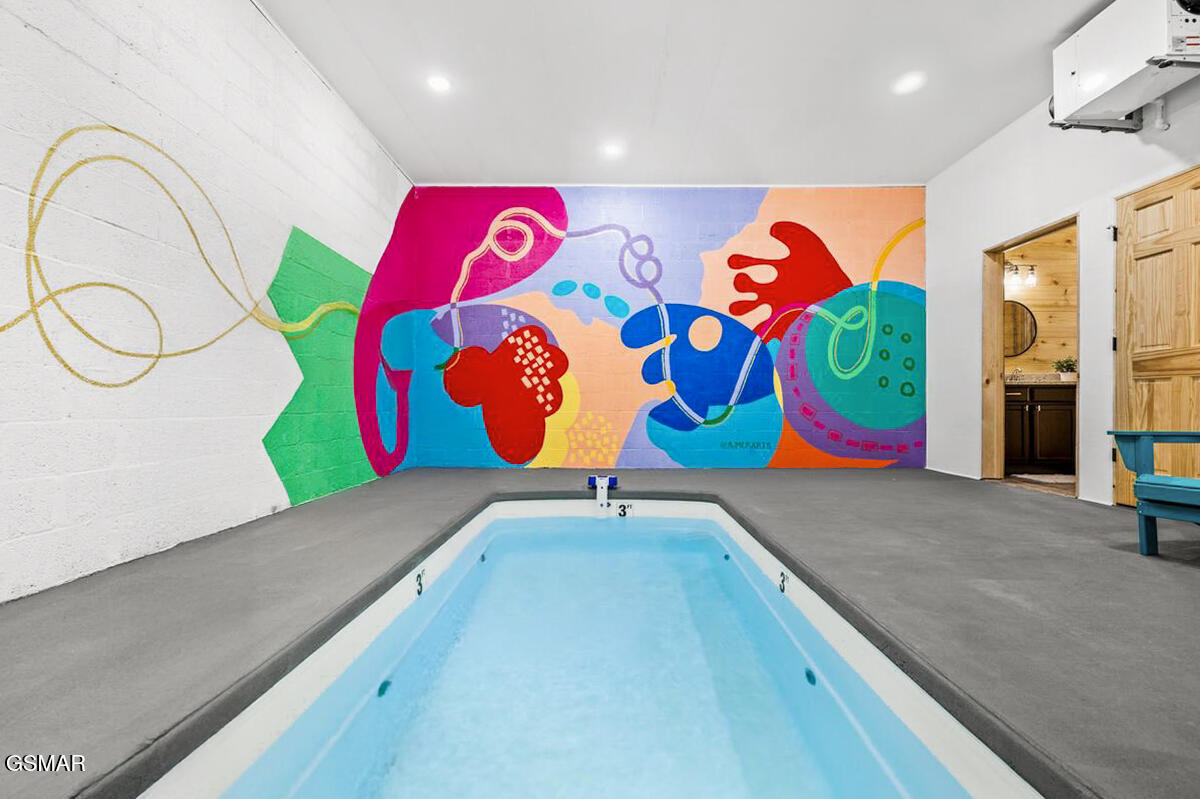 2125 Eagle Feather Drive Sevierville TN 37876