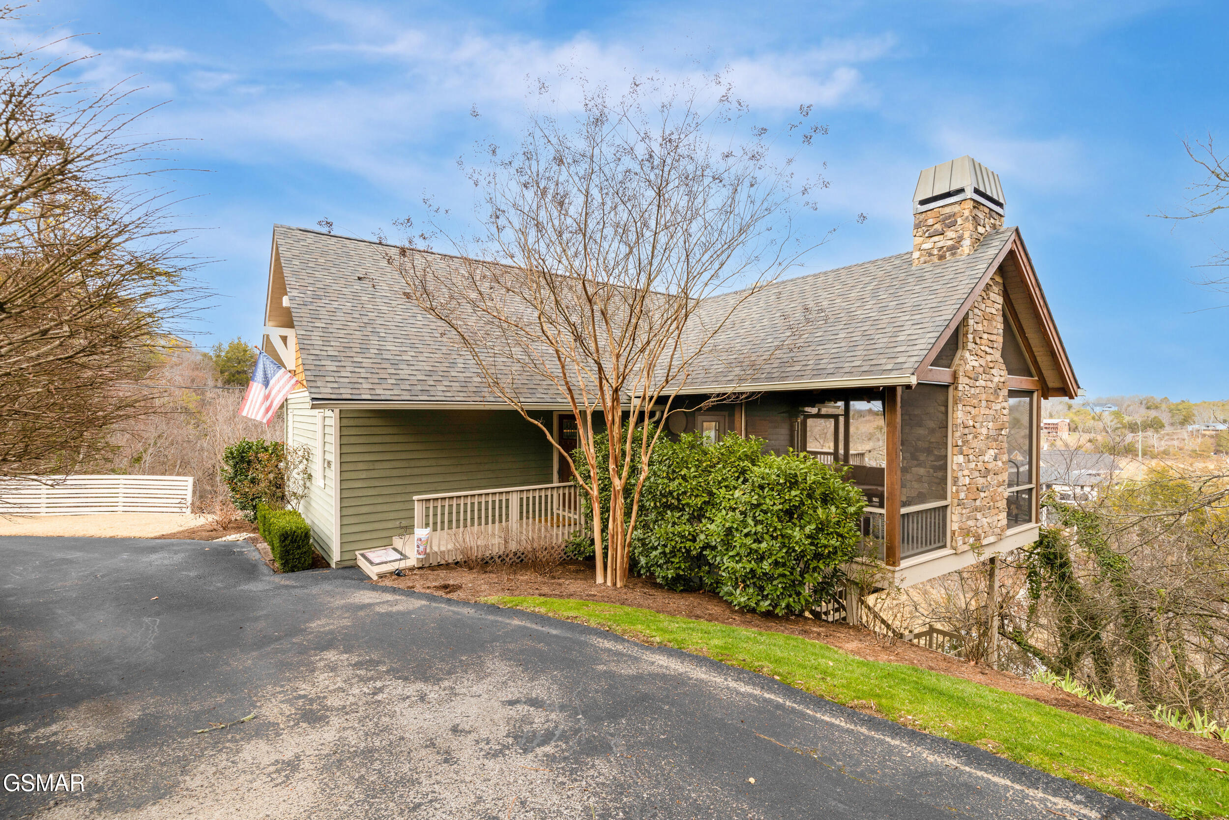1965 Mccroskey Lane Sevierville TN 37876