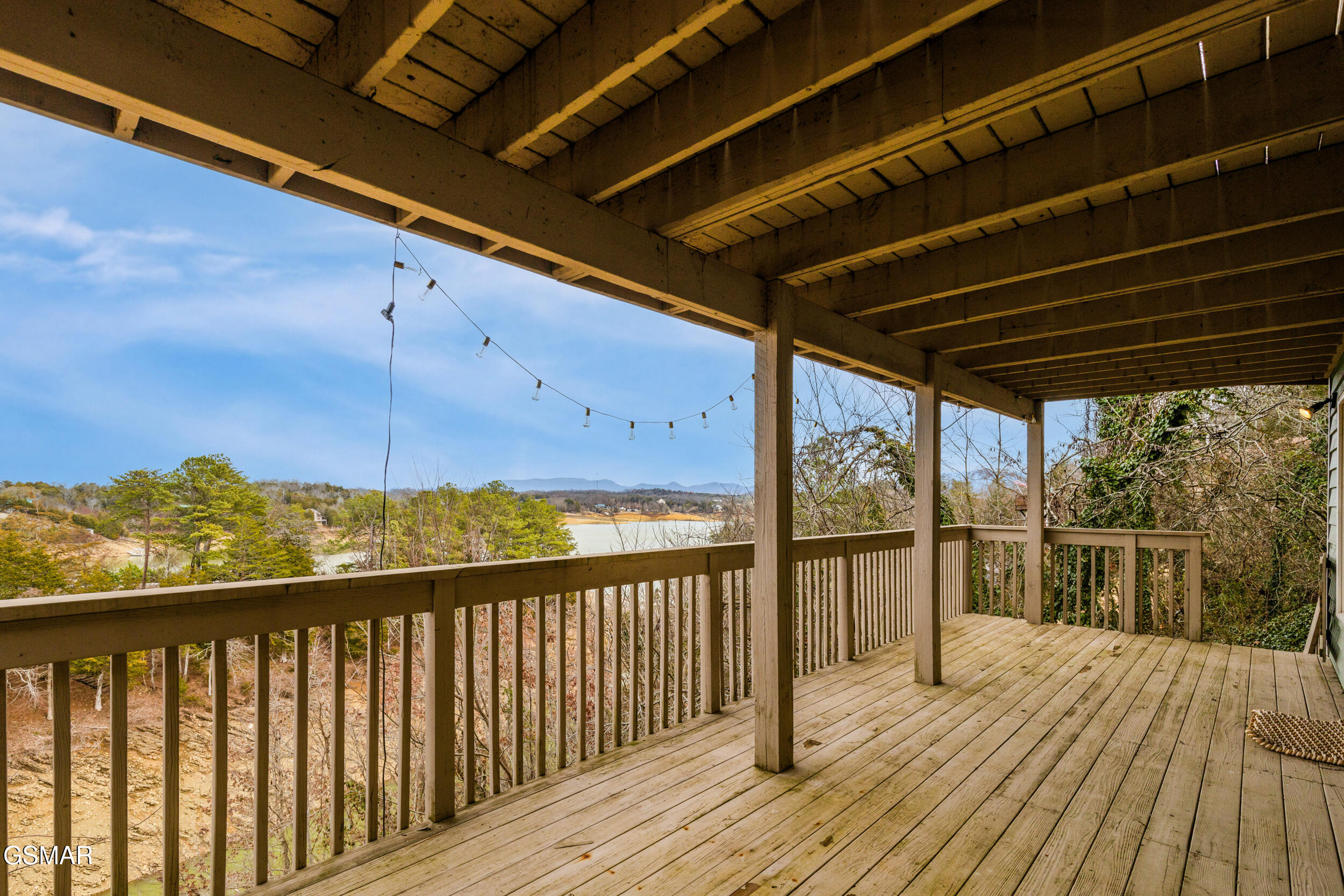 1965 Mccroskey Lane Sevierville TN 37876