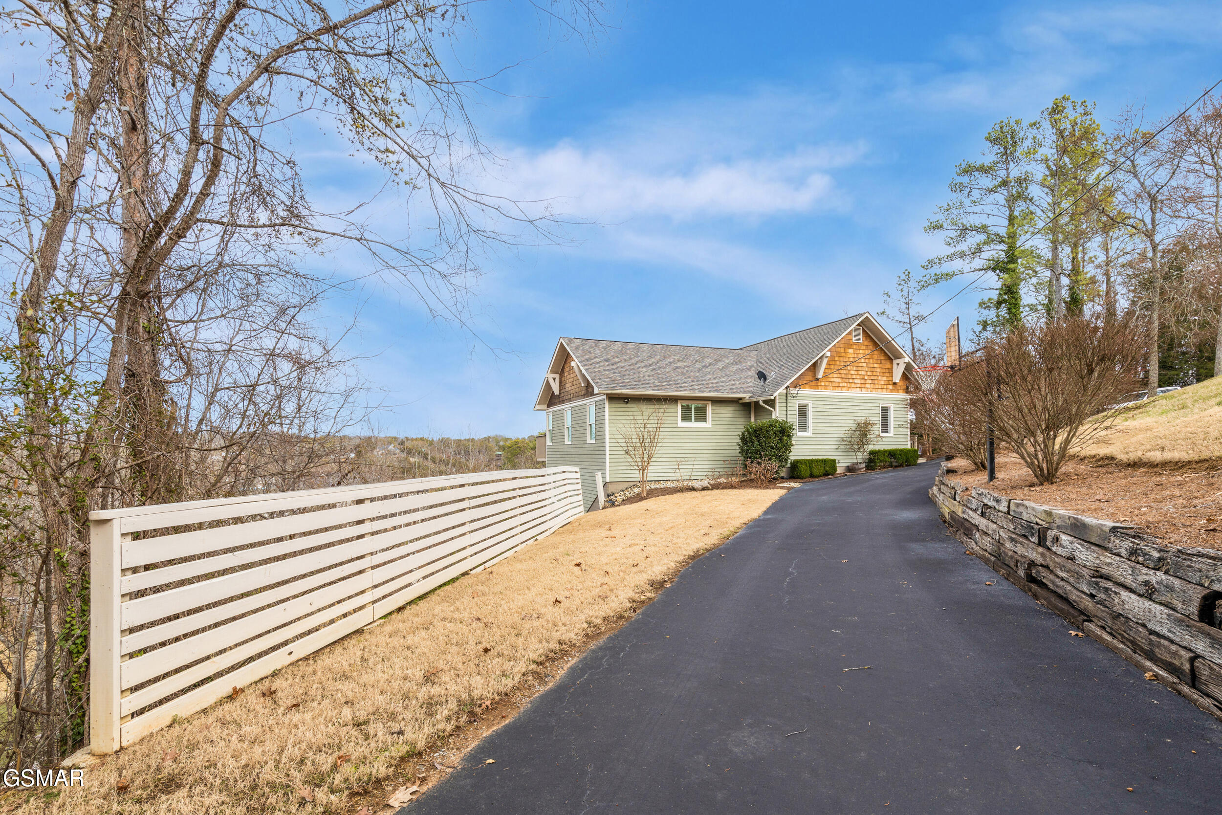 1965 Mccroskey Lane Sevierville TN 37876