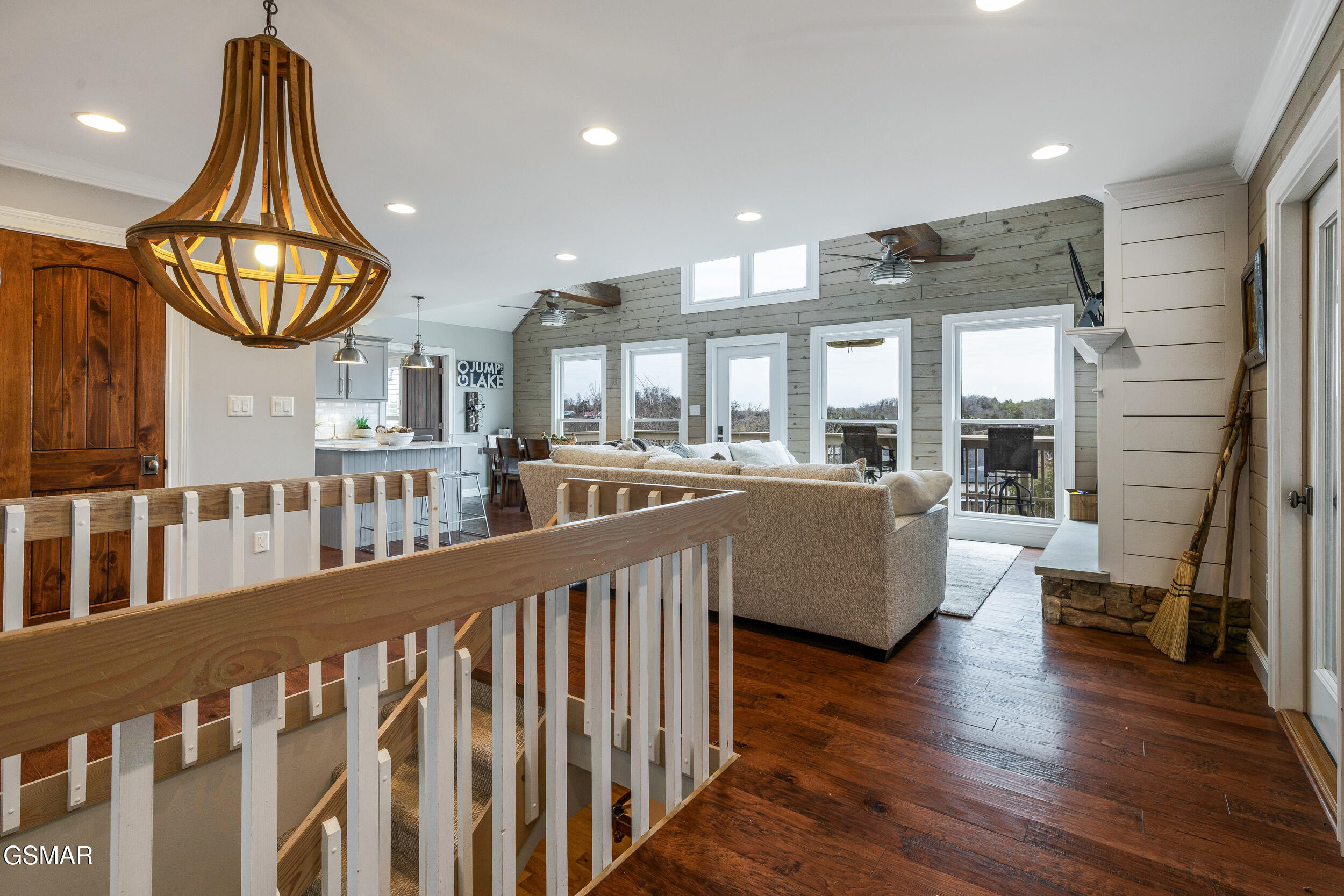 1965 Mccroskey Lane Sevierville TN 37876