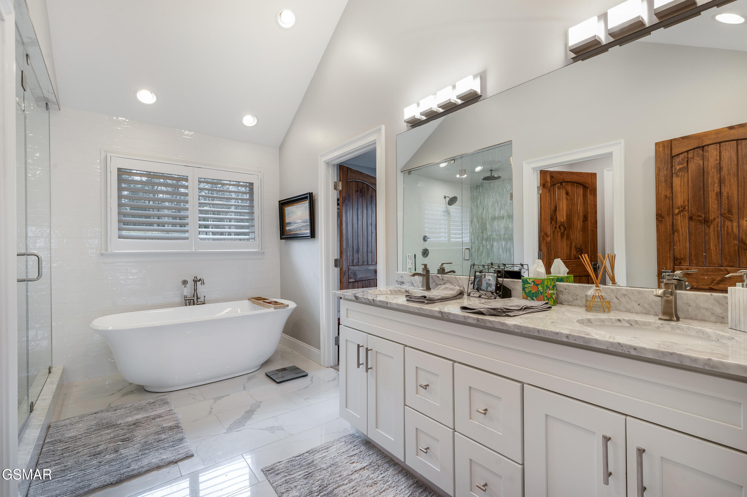 1965 Mccroskey Lane Sevierville TN 37876