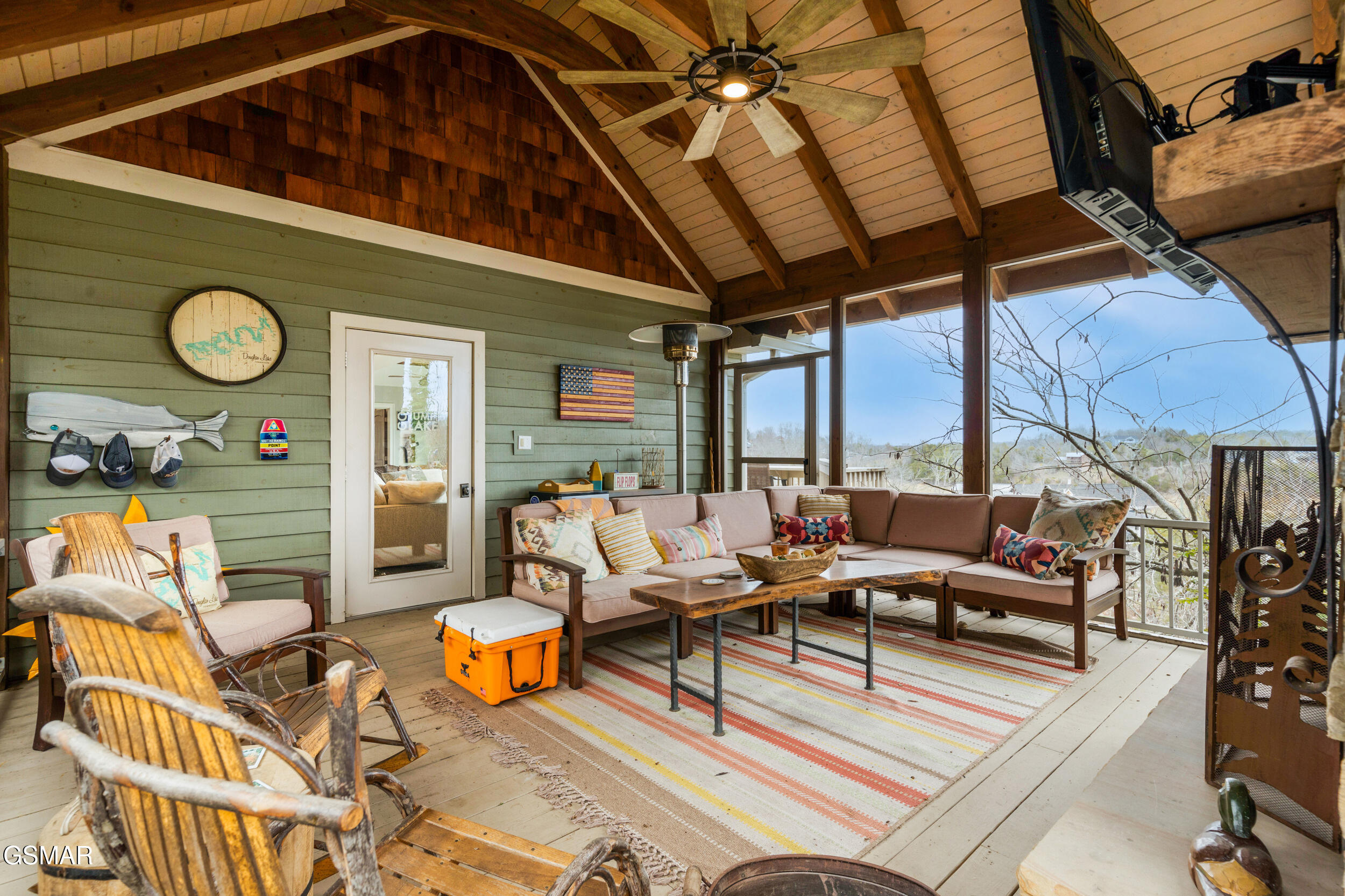 1965 Mccroskey Lane Sevierville TN 37876