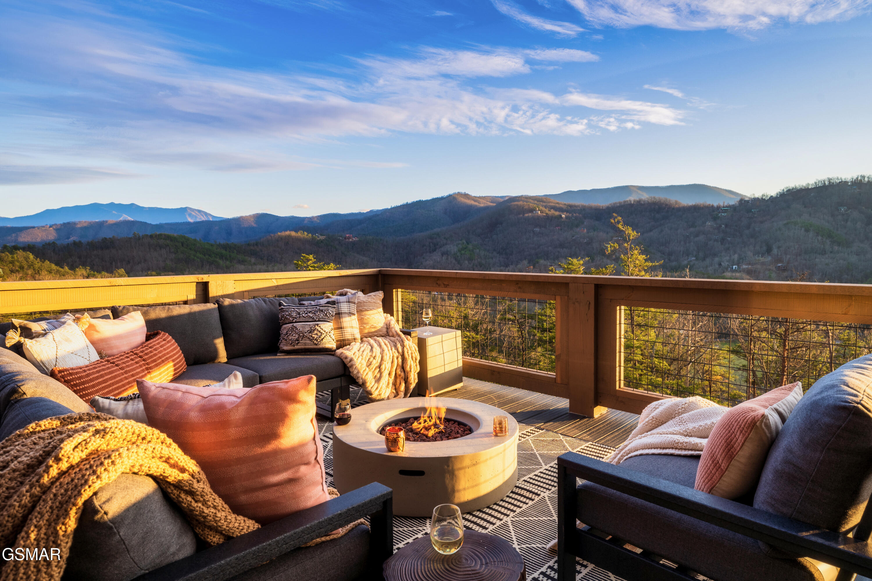 2665 Cloud View Drive Sevierville TN 37862