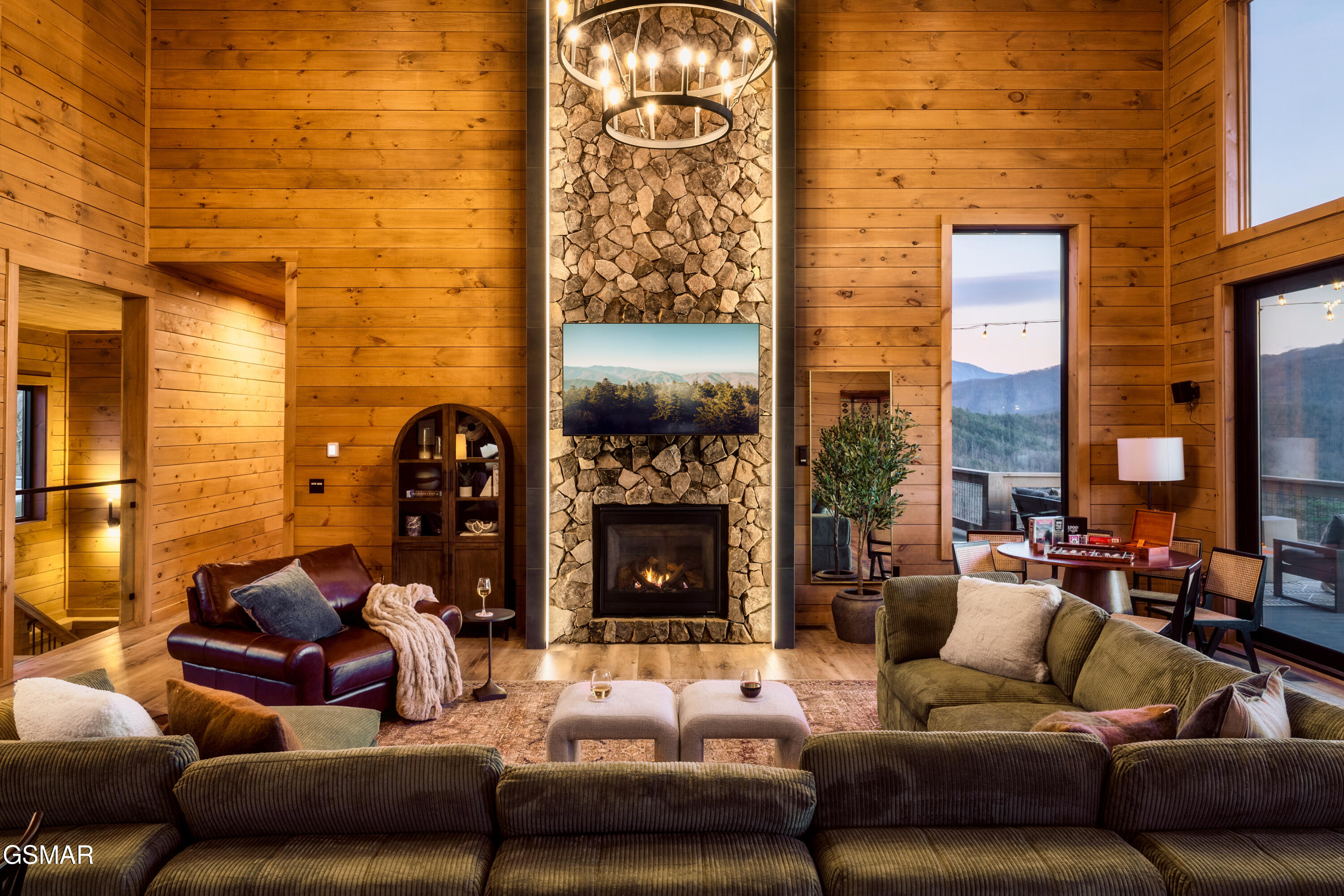 2665 Cloud View Drive Sevierville TN 37862