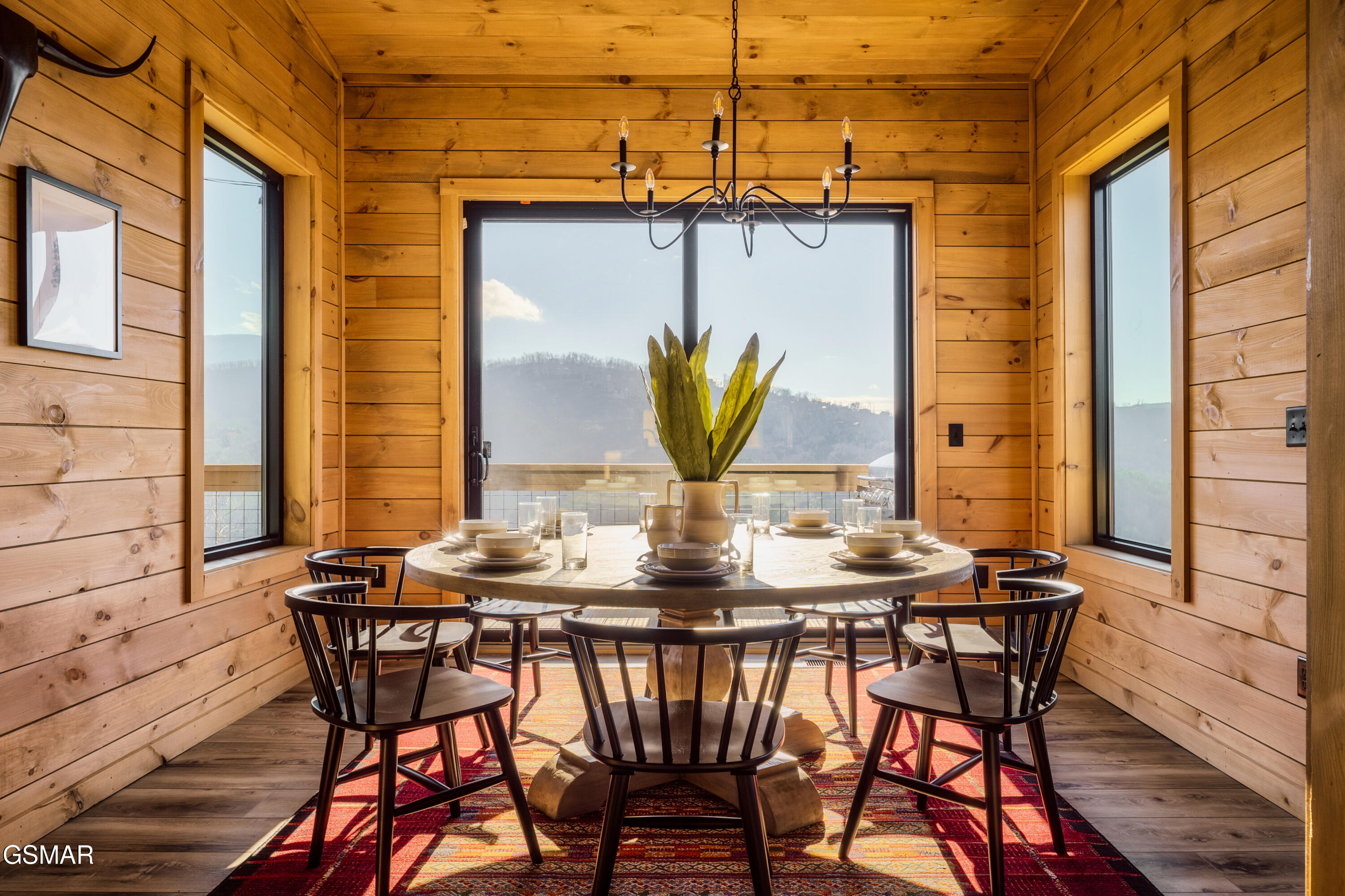 2665 Cloud View Drive Sevierville TN 37862