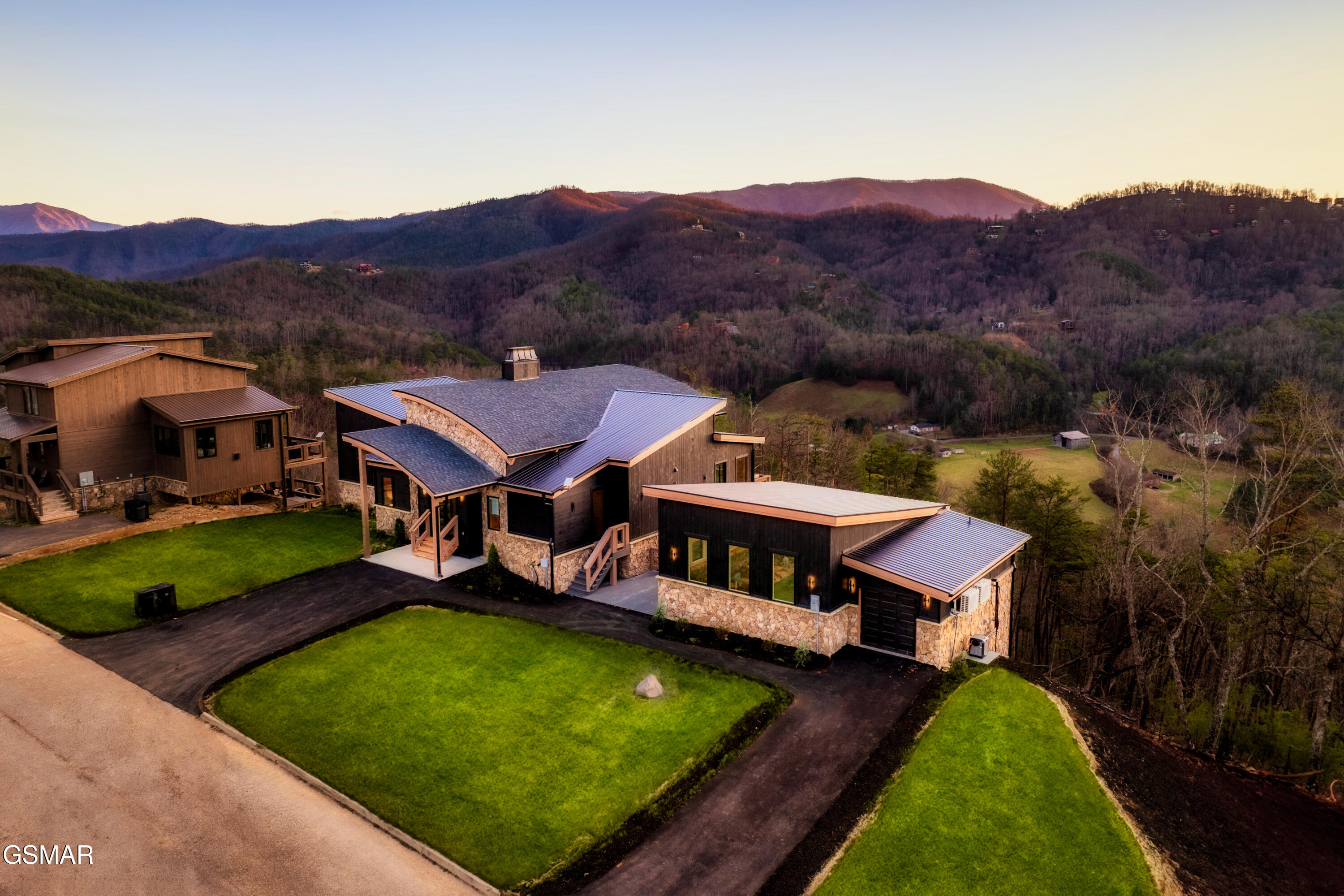 2665 Cloud View Drive Sevierville TN 37862