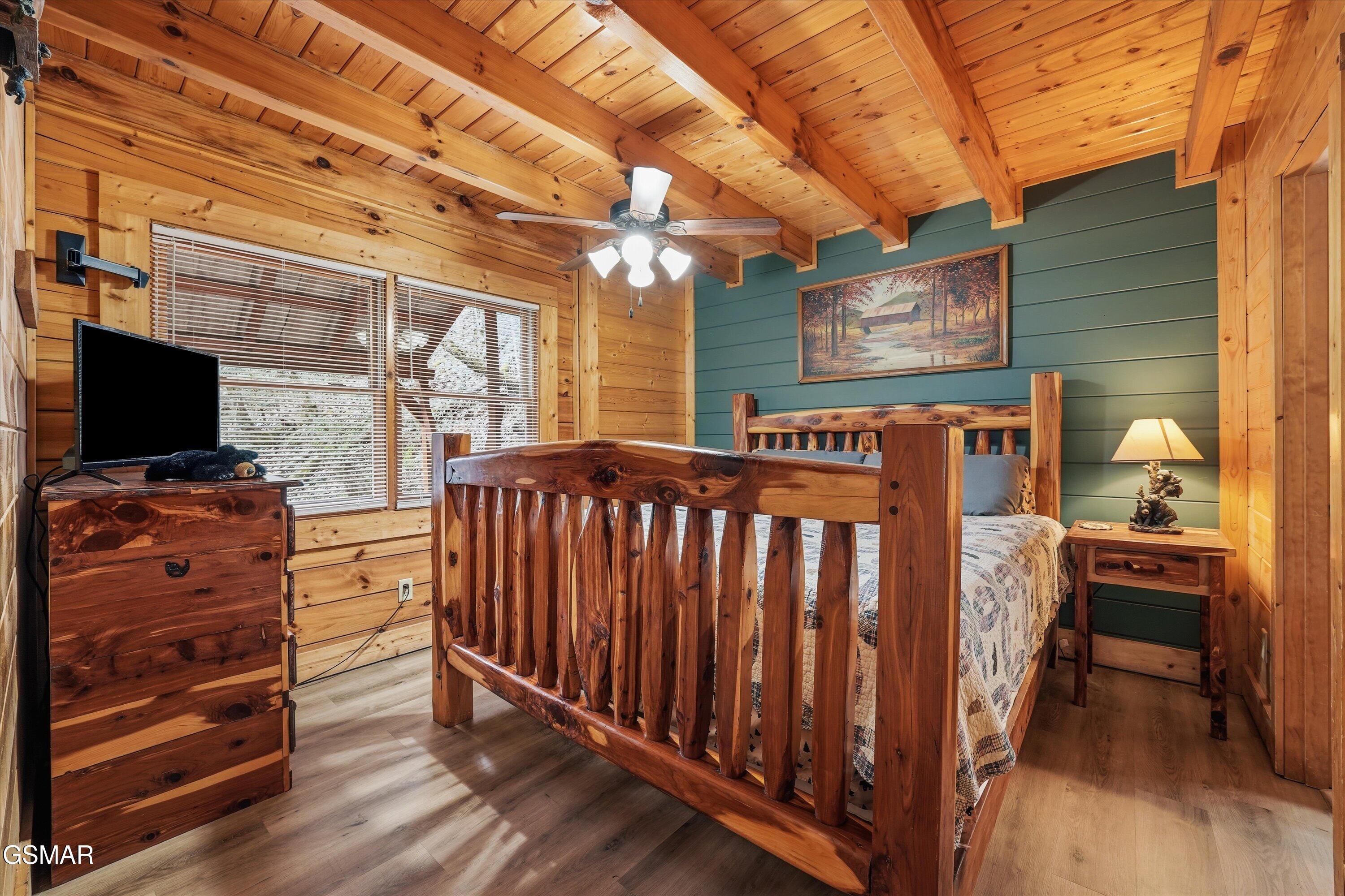 331 Caney Creek Road Pigeon Forge TN 37863