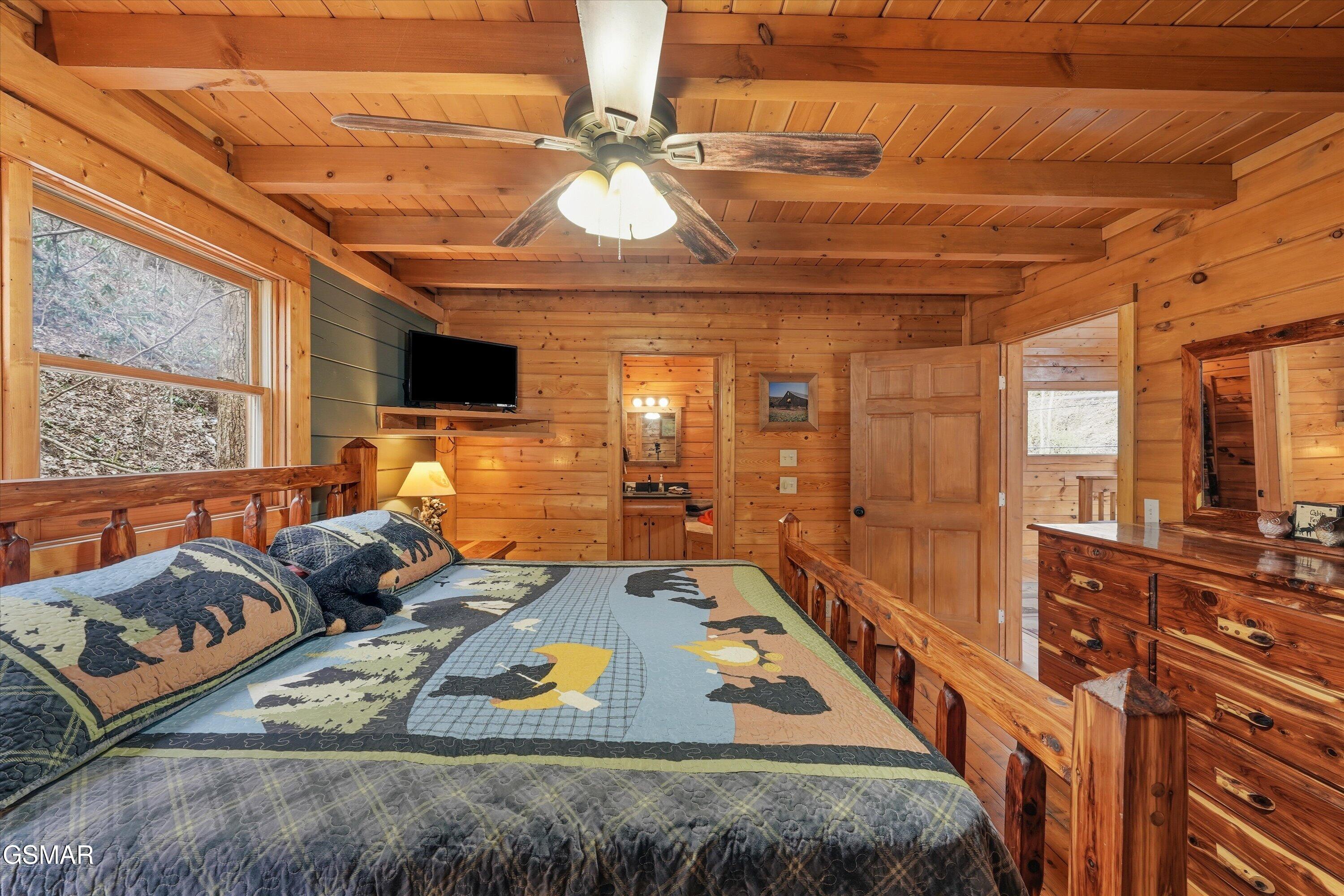 331 Caney Creek Road Pigeon Forge TN 37863