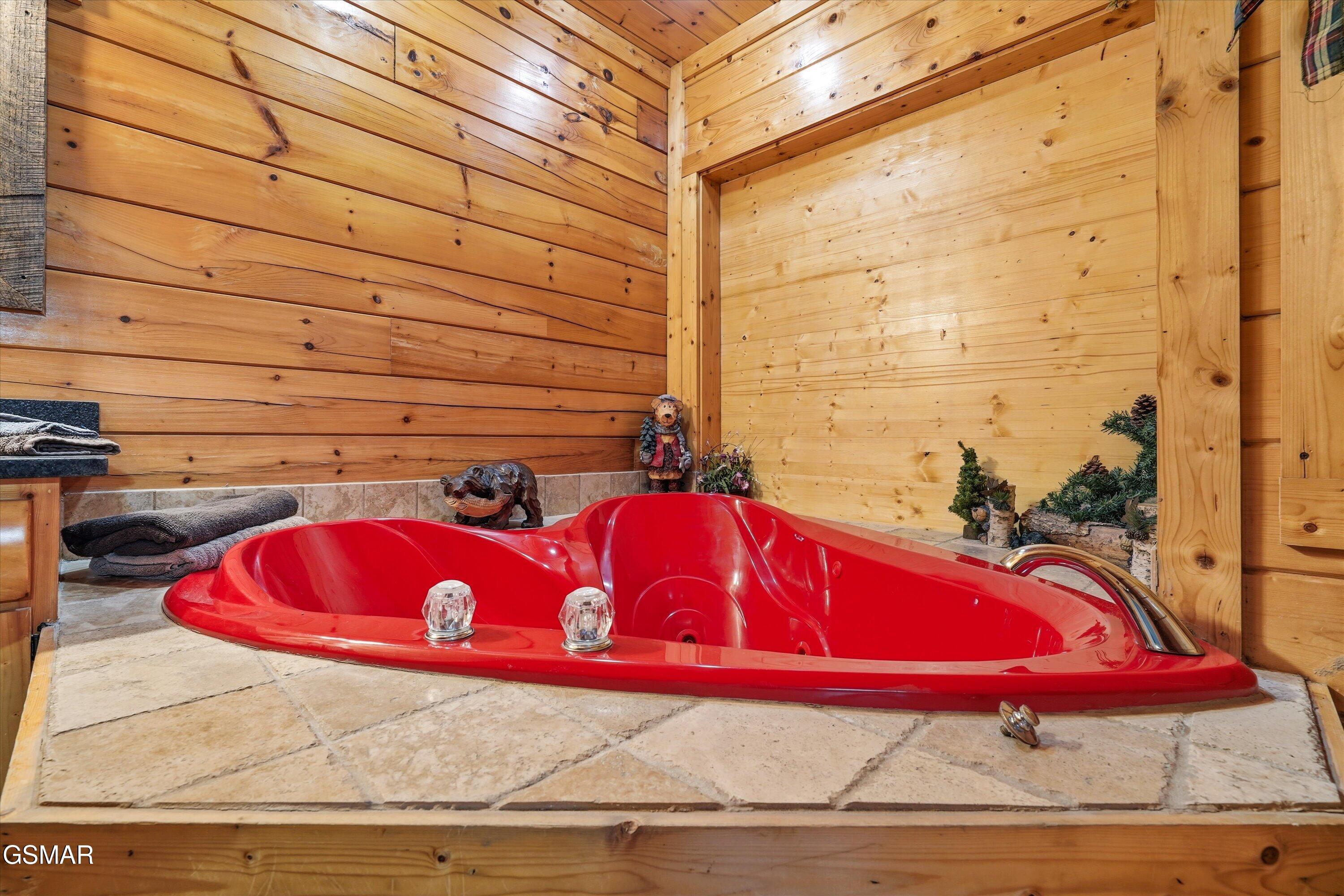 331 Caney Creek Road Pigeon Forge TN 37863