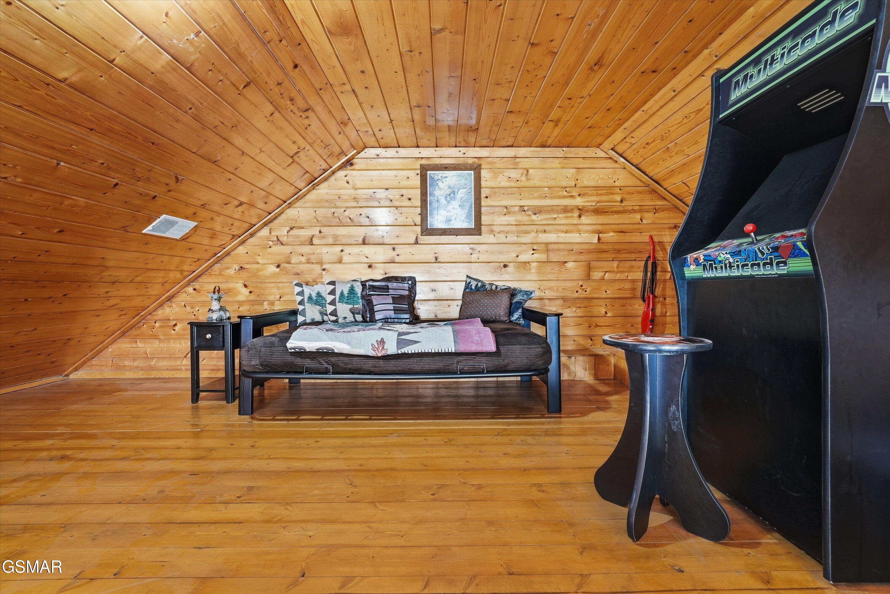 331 Caney Creek Road Pigeon Forge TN 37863