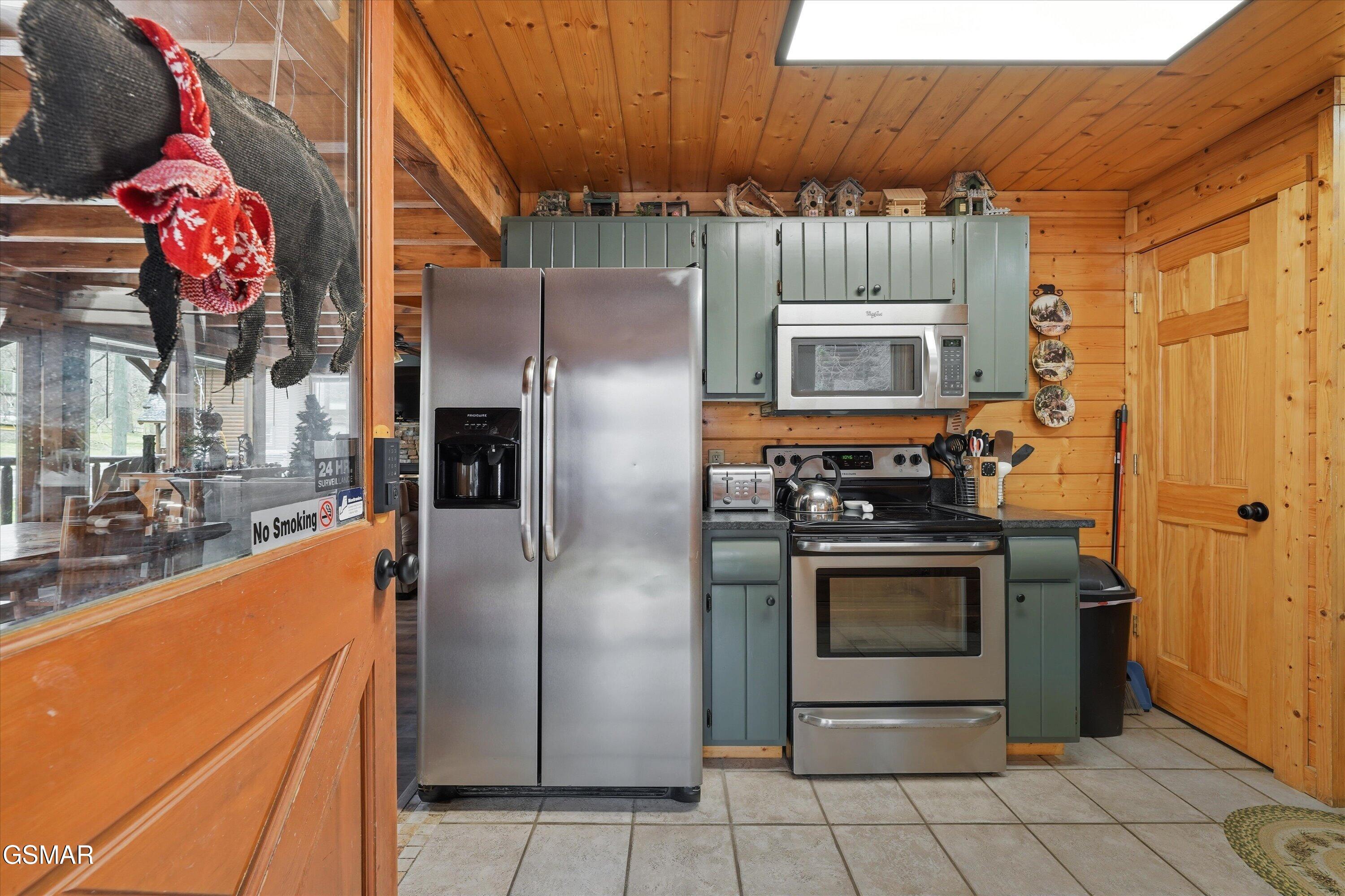 331 Caney Creek Road Pigeon Forge TN 37863