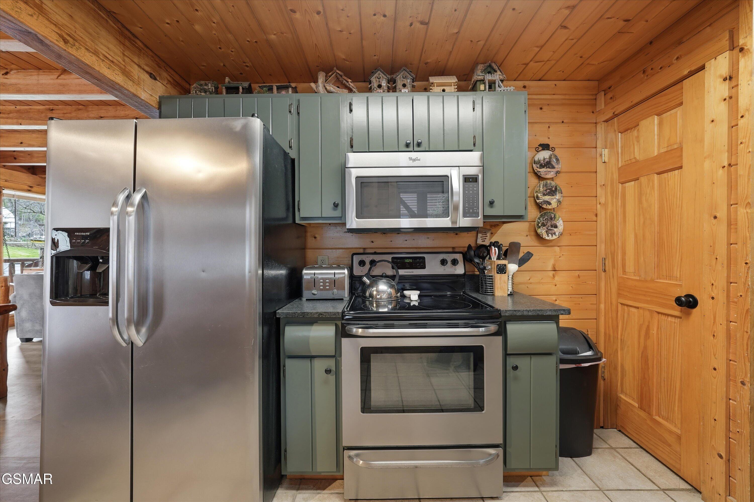 331 Caney Creek Road Pigeon Forge TN 37863