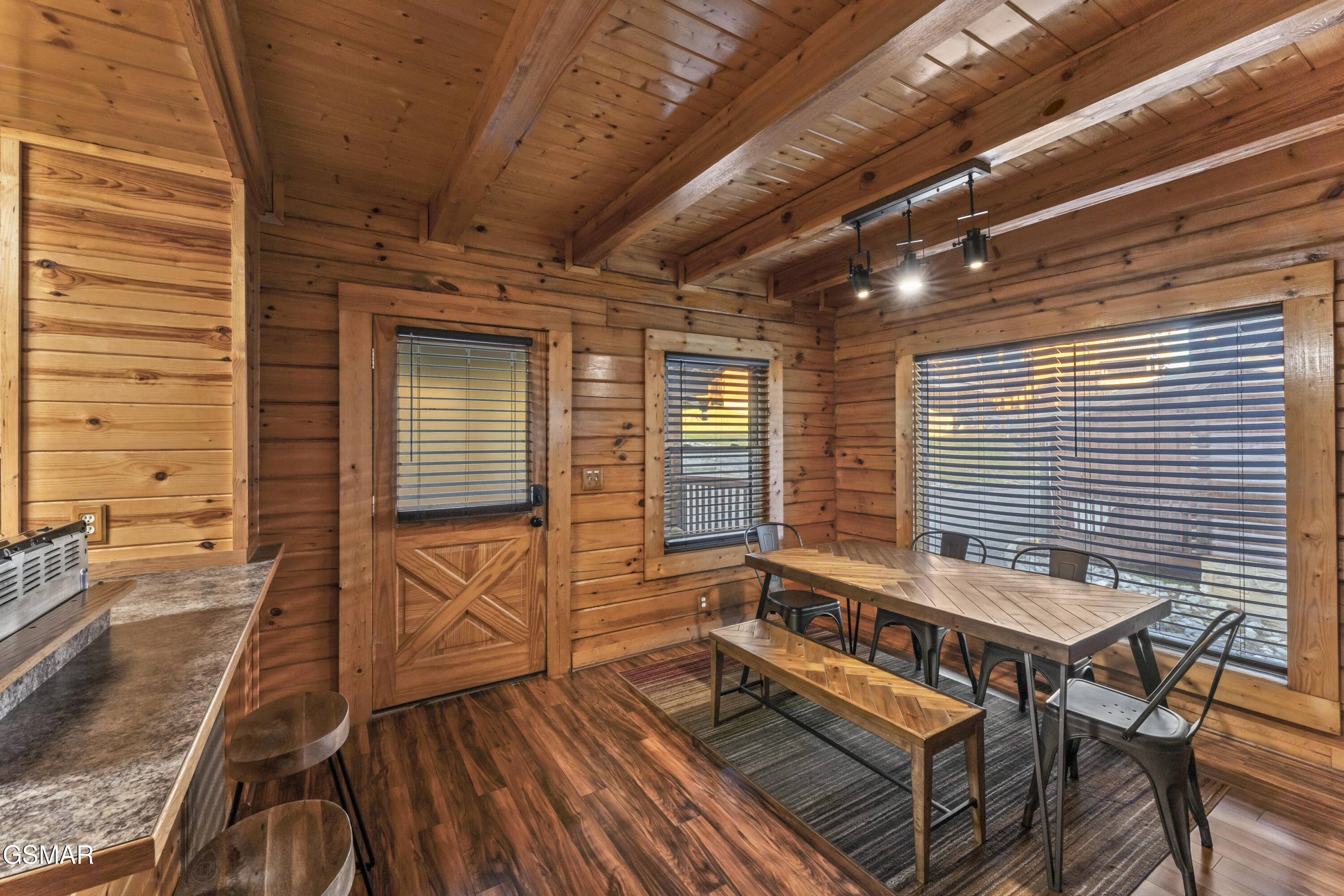 526 Blackberry Ridge Way Pigeon Forge TN 37863