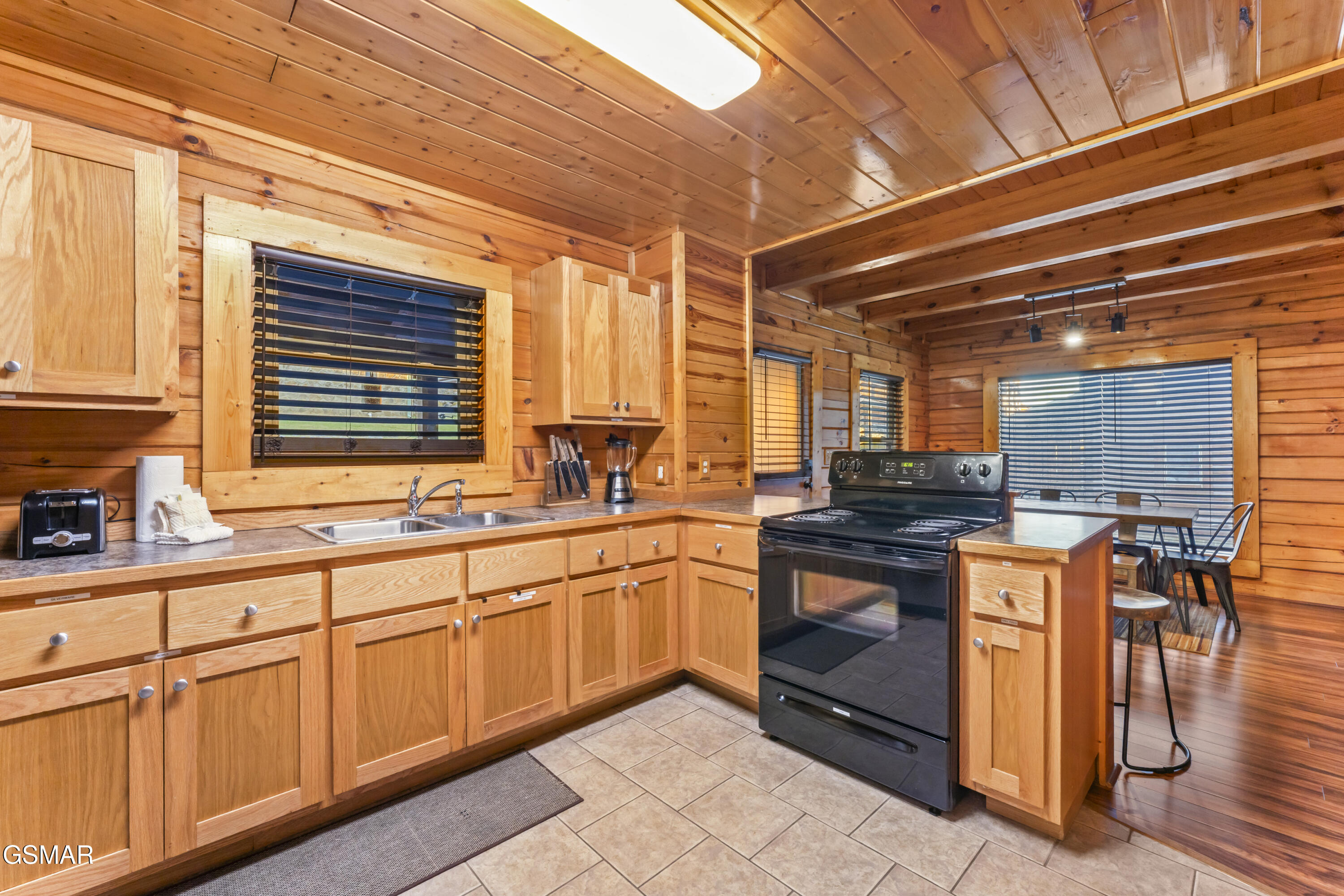 526 Blackberry Ridge Way Pigeon Forge TN 37863