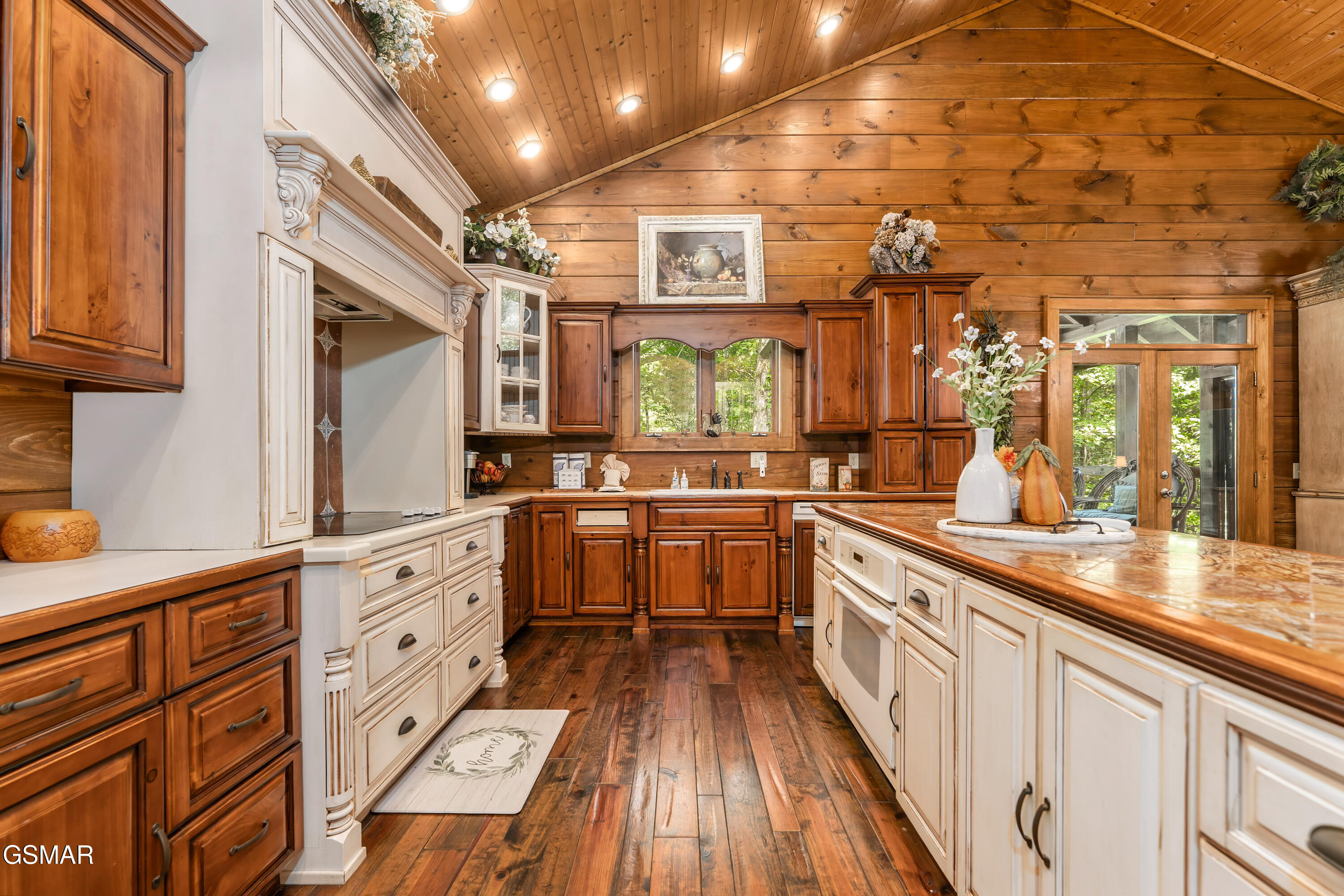 2670 Cedar Falls Way Sevierville TN 37862