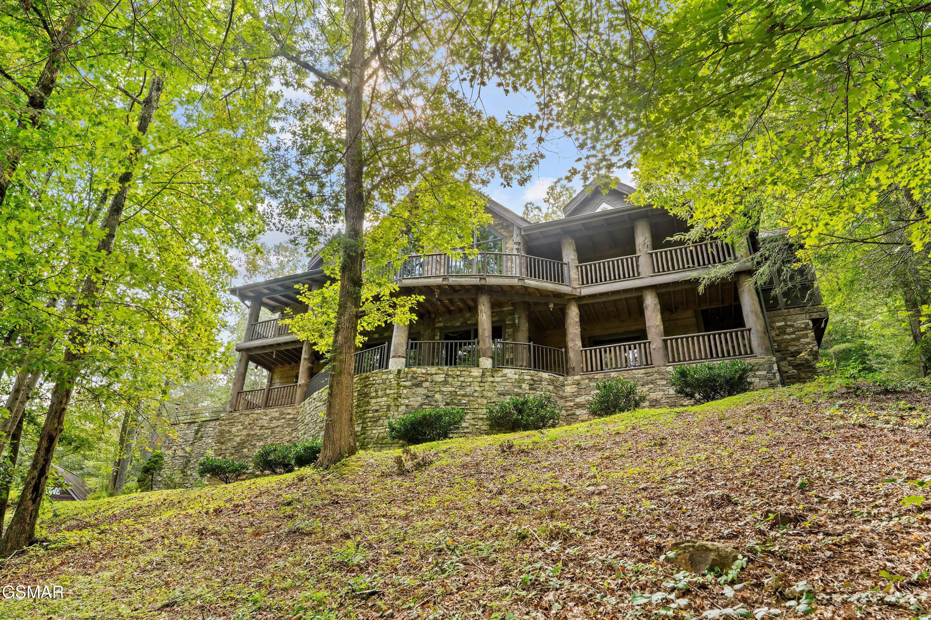 2670 Cedar Falls Way Sevierville TN 37862
