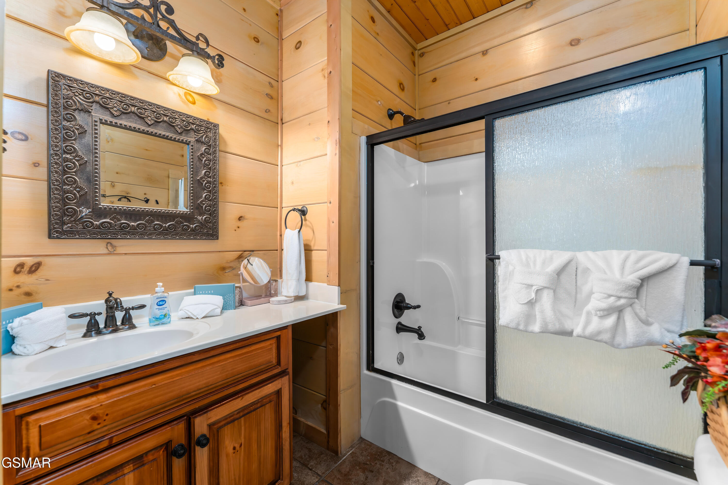 2670 Cedar Falls Way Sevierville TN 37862