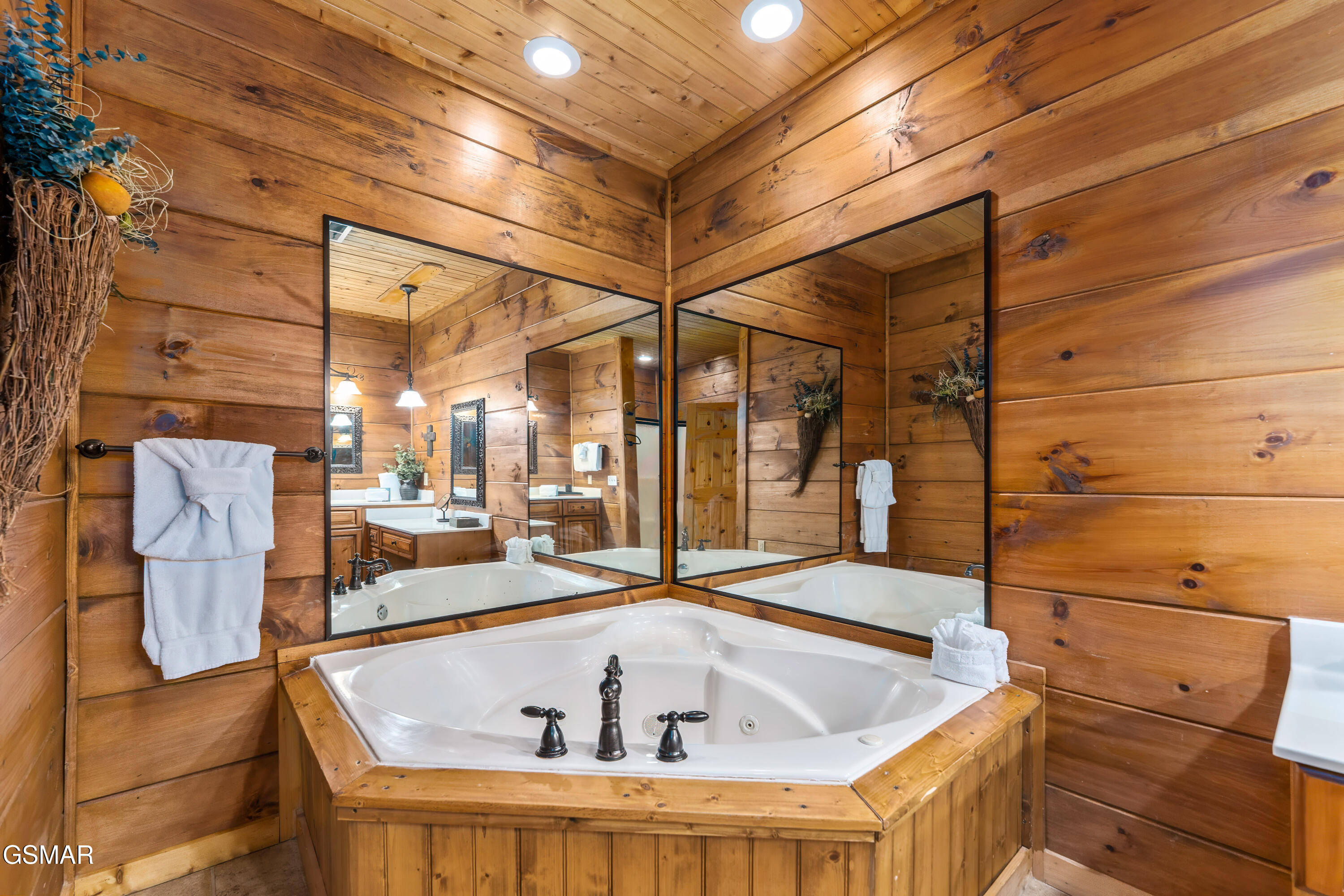 2670 Cedar Falls Way Sevierville TN 37862