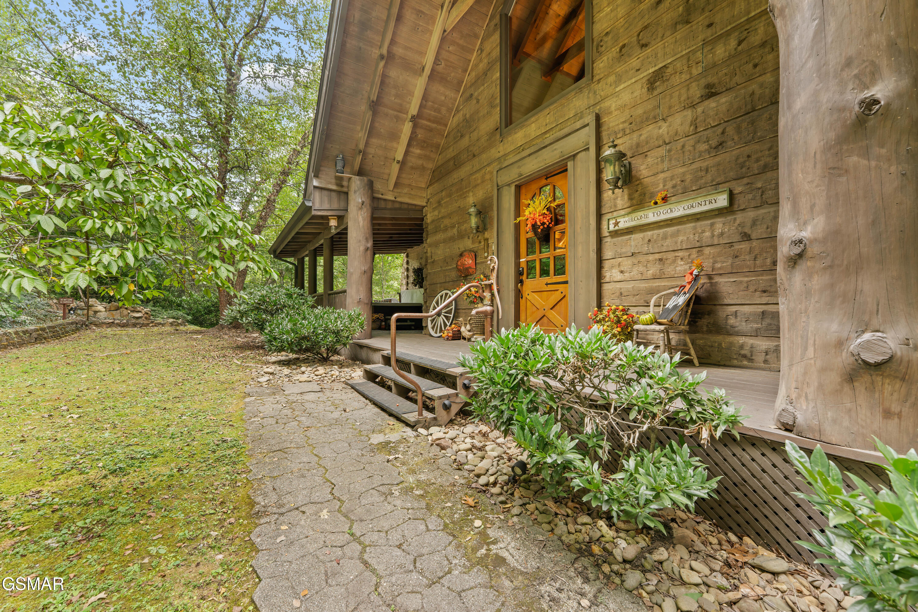 2670 Cedar Falls Way Sevierville TN 37862