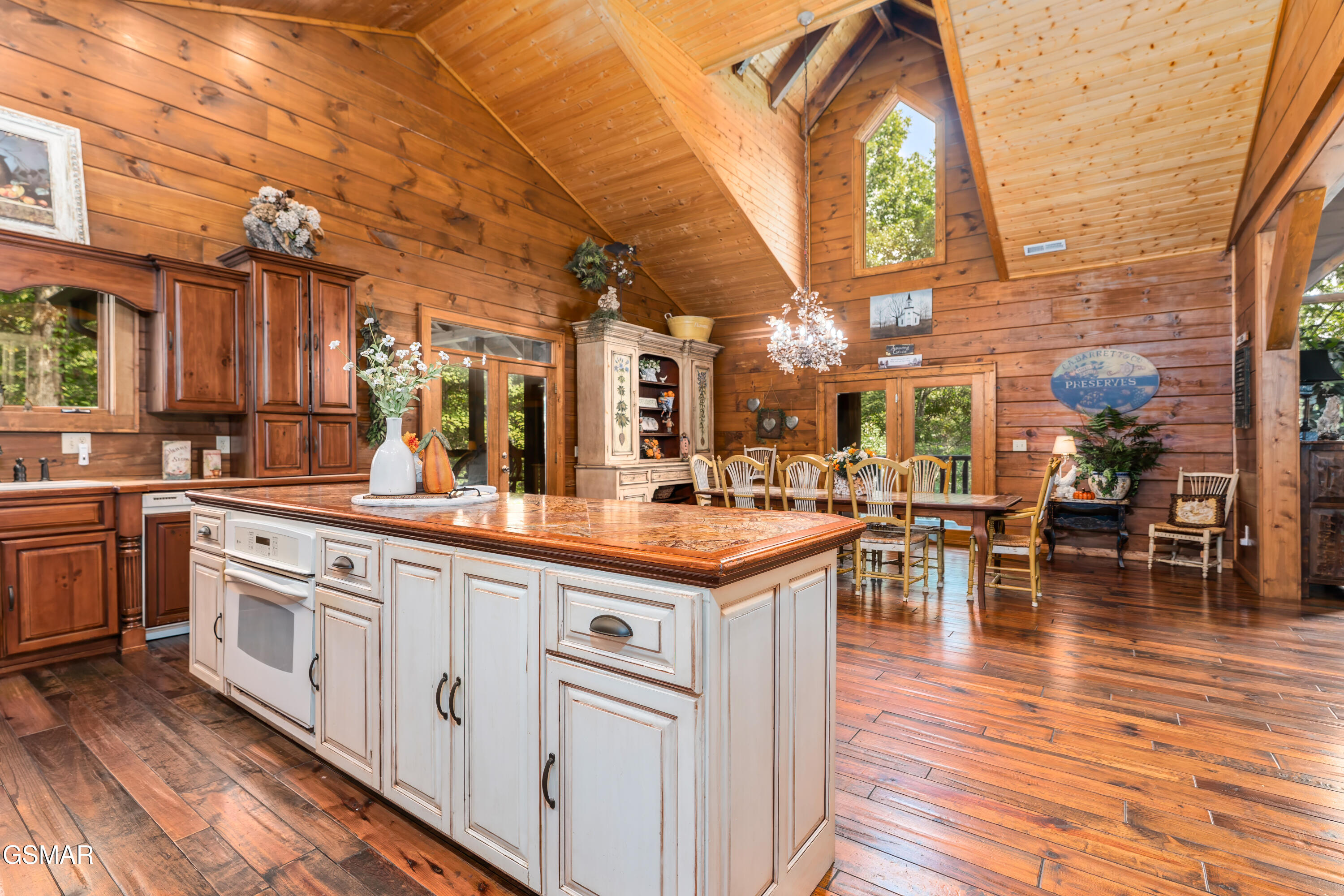 2670 Cedar Falls Way Sevierville TN 37862