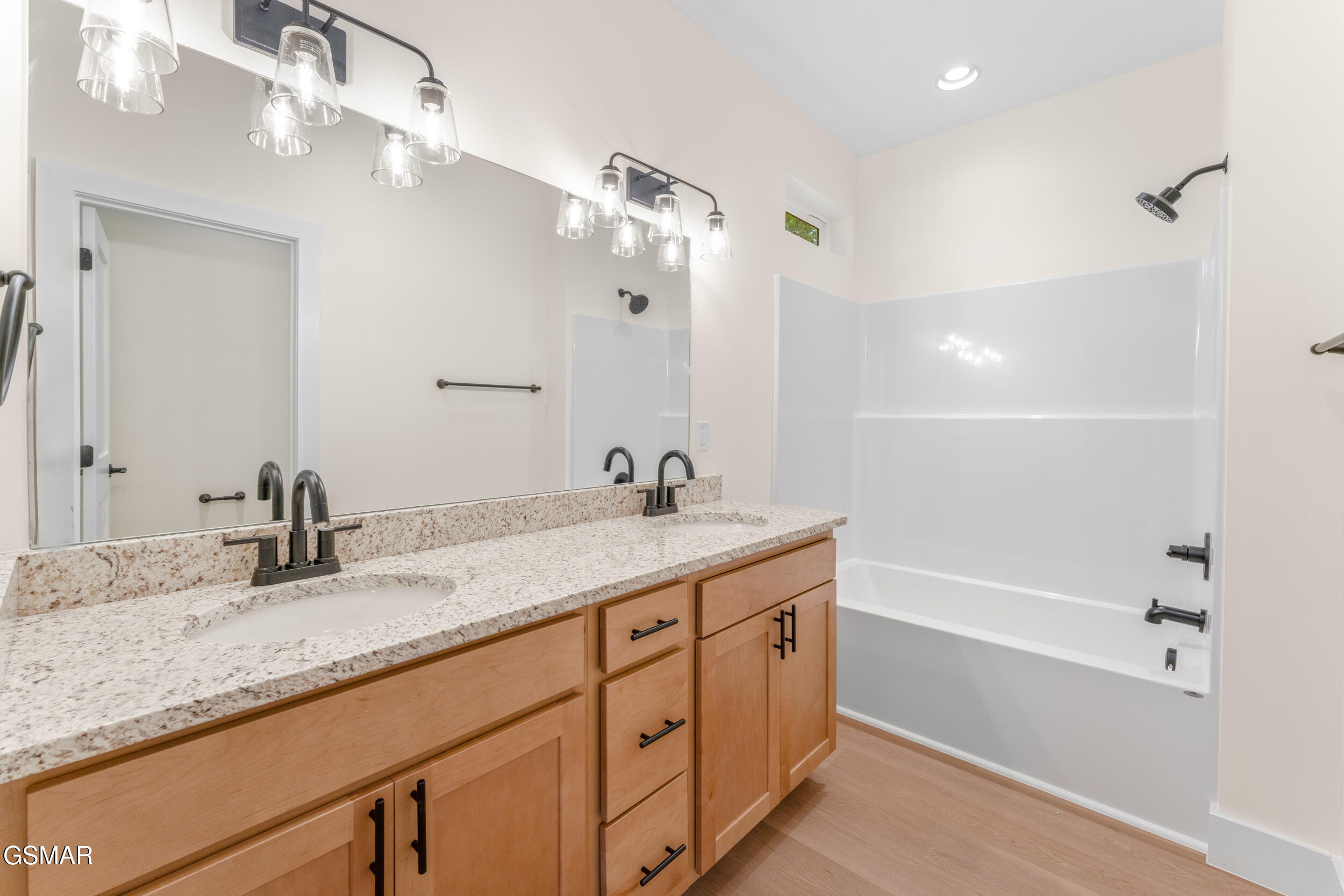 2326 Geraldine Way Sevierville TN 37876