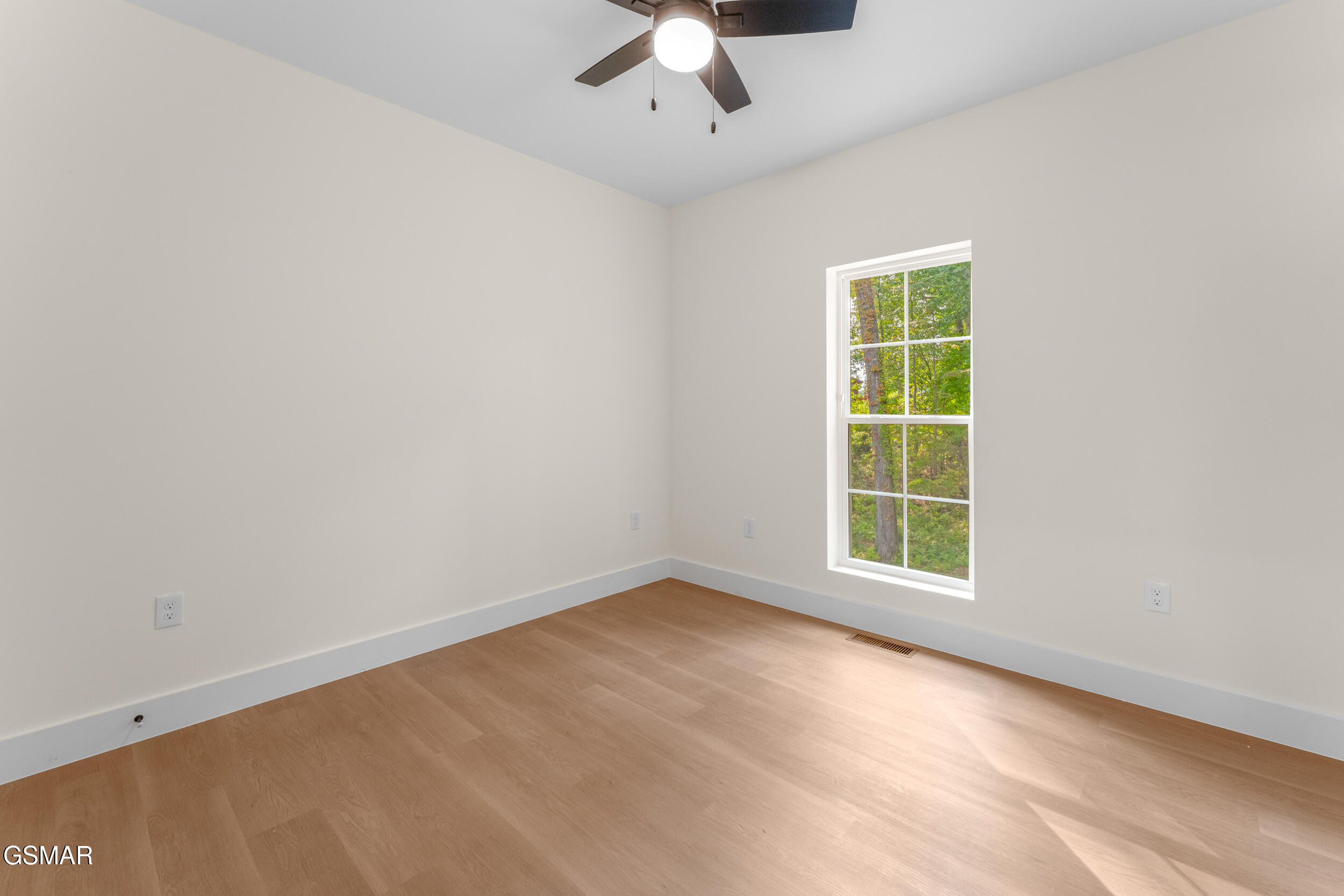 2326 Geraldine Way Sevierville TN 37876