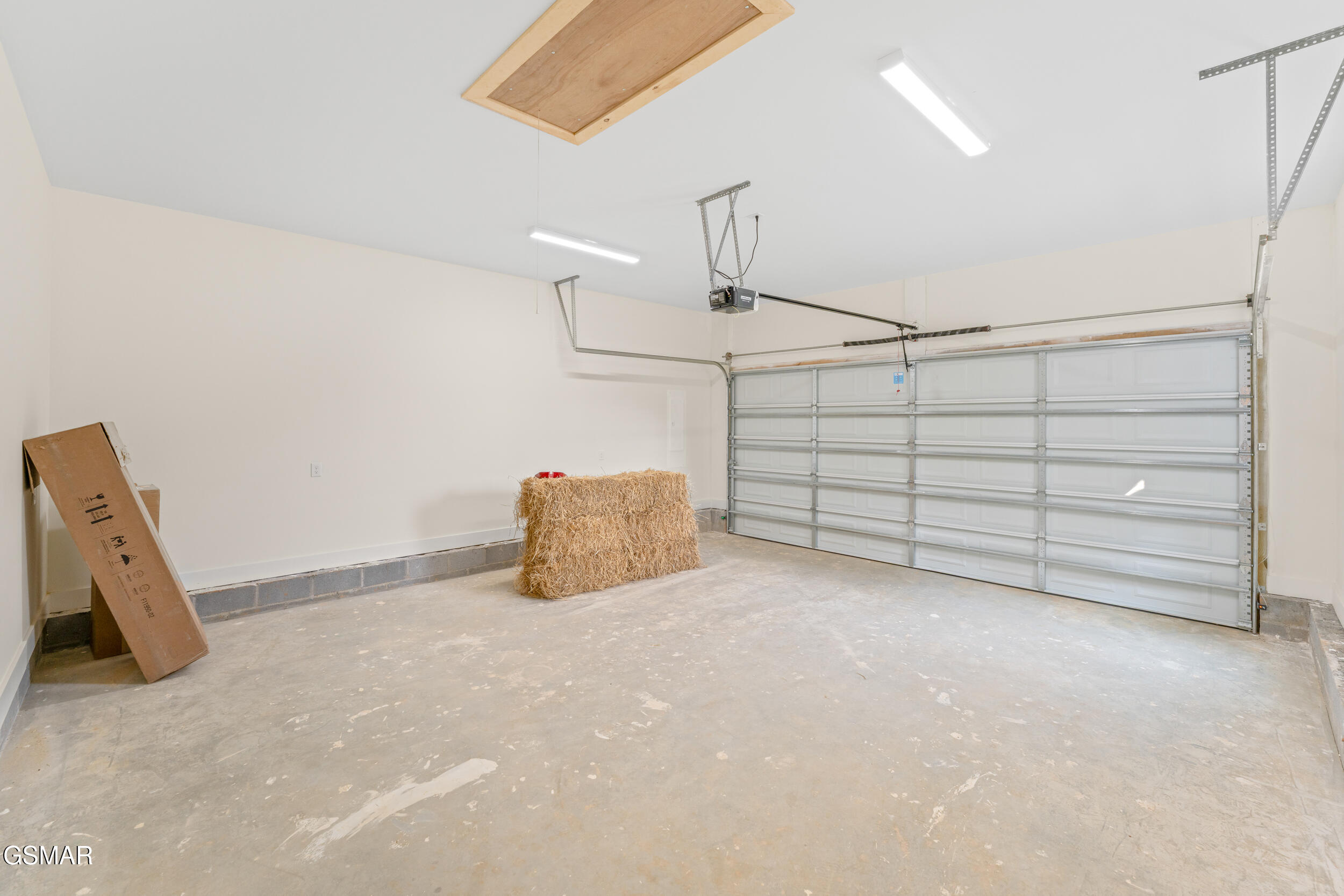 2326 Geraldine Way Sevierville TN 37876