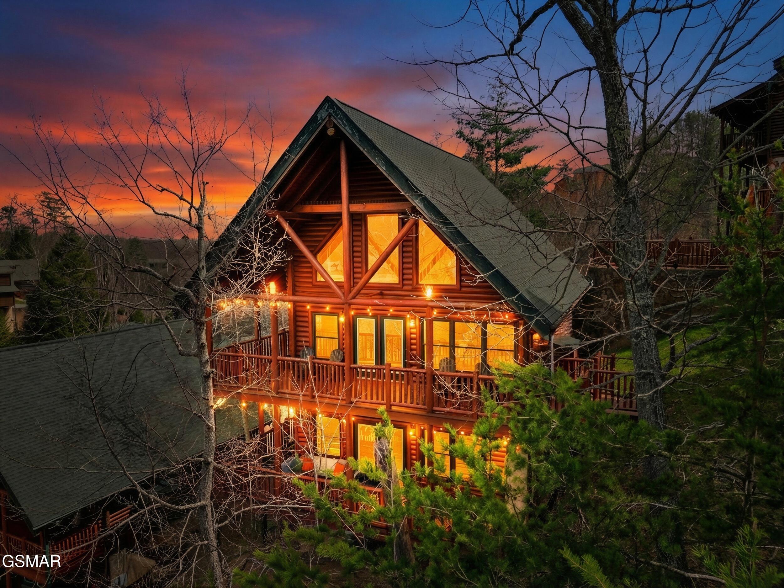 1723 Summit View Way Sevierville TN 37862