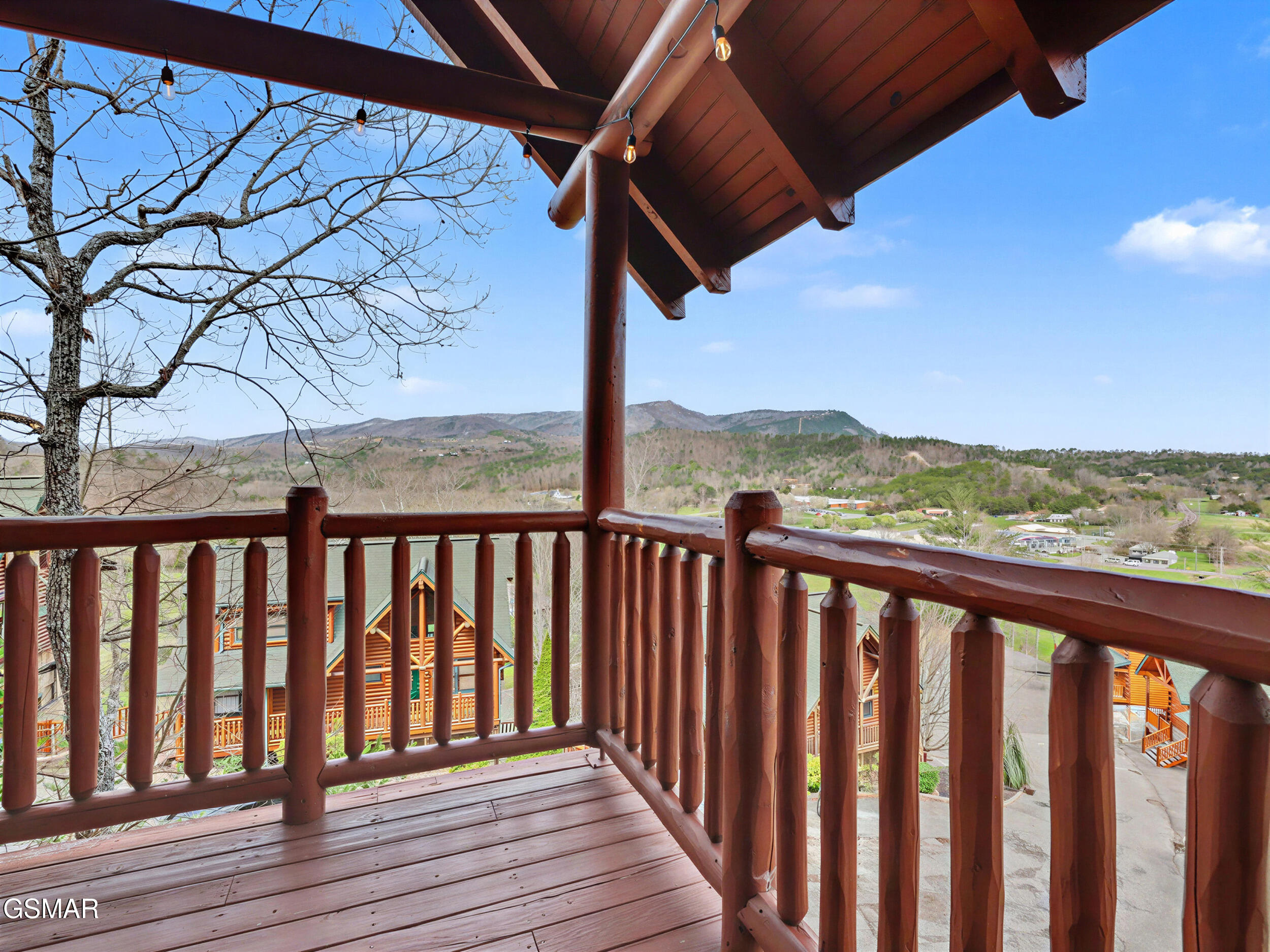 1723 Summit View Way Sevierville TN 37862