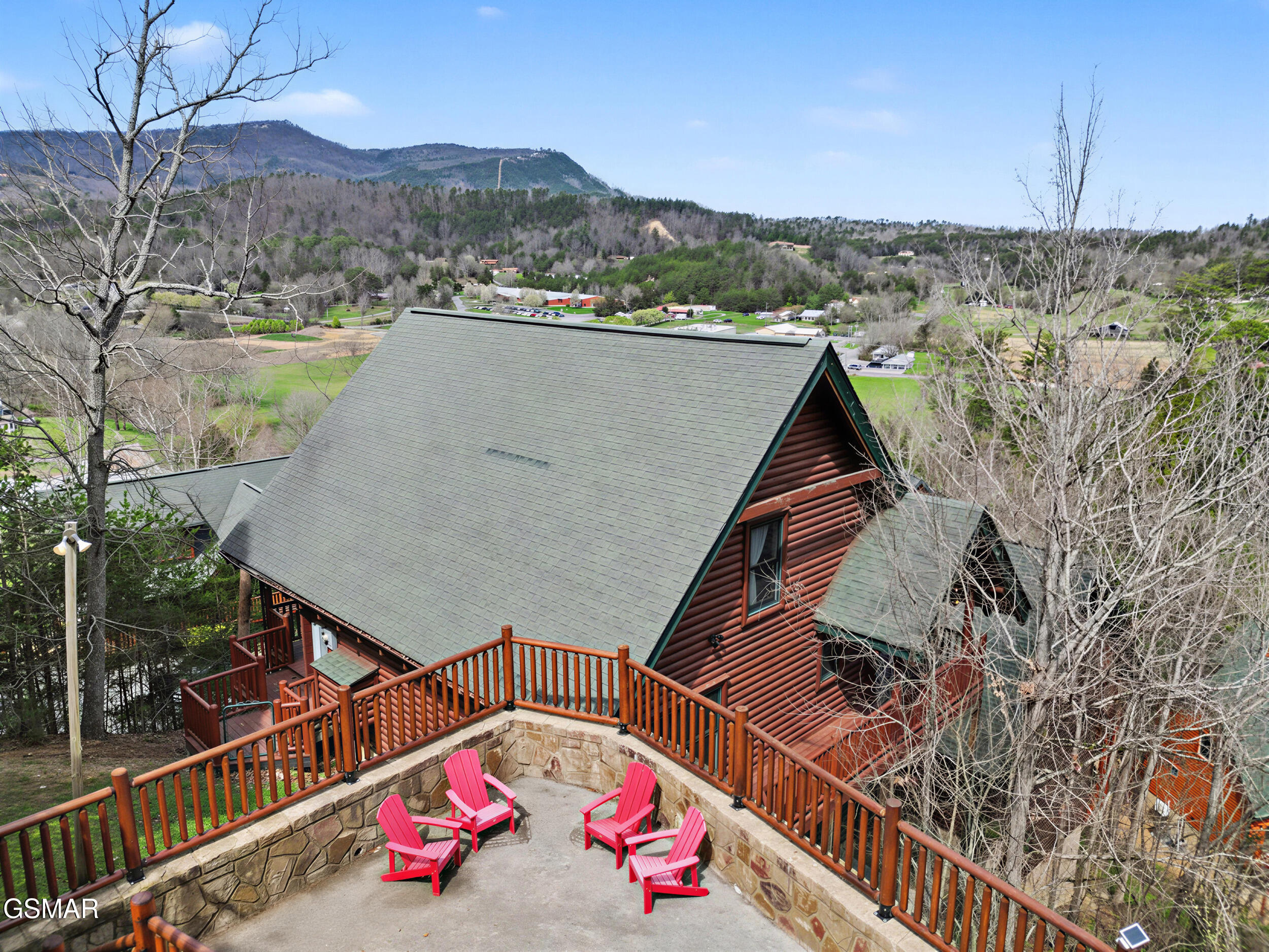 1723 Summit View Way Sevierville TN 37862