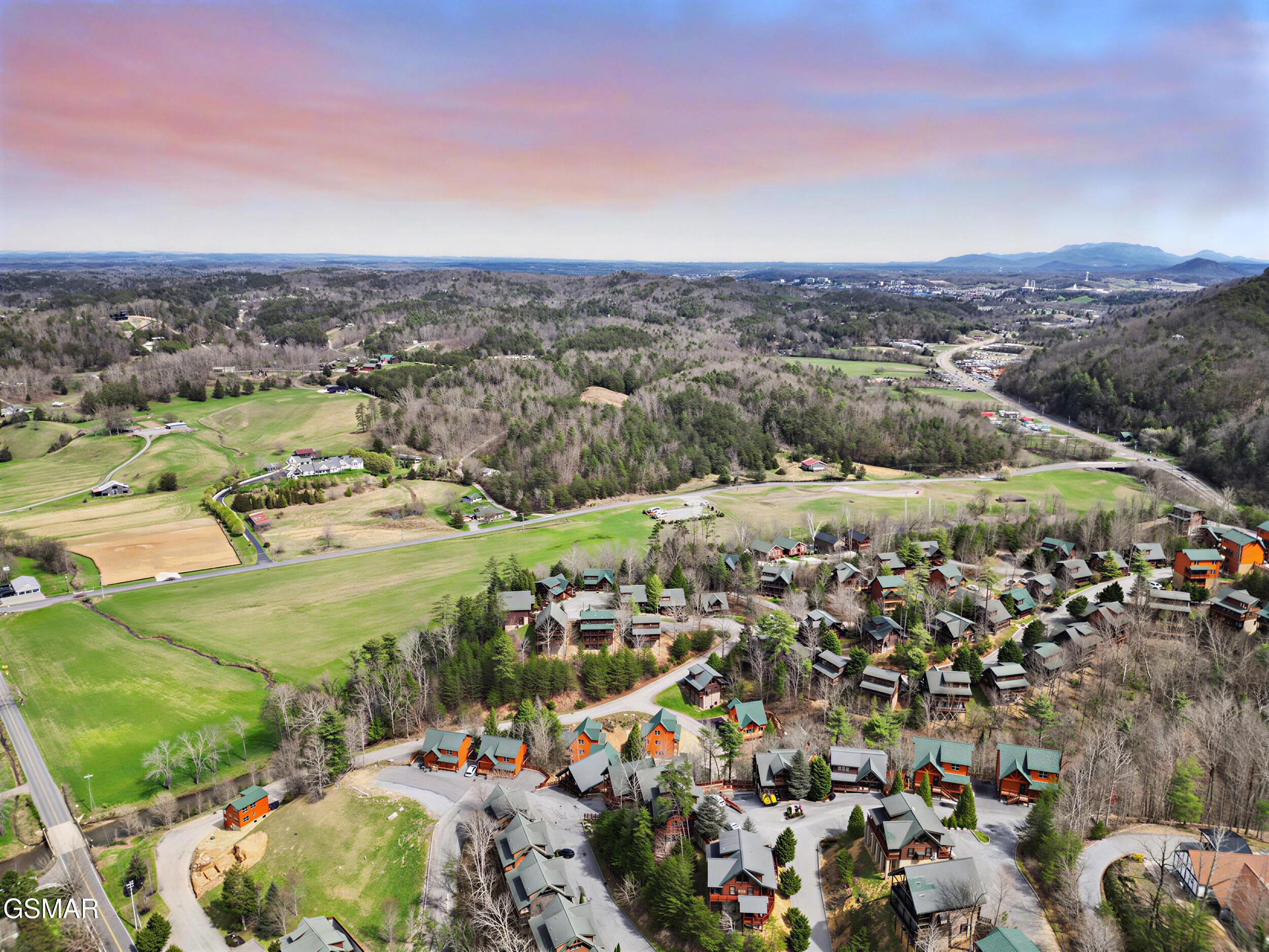 1723 Summit View Way Sevierville TN 37862