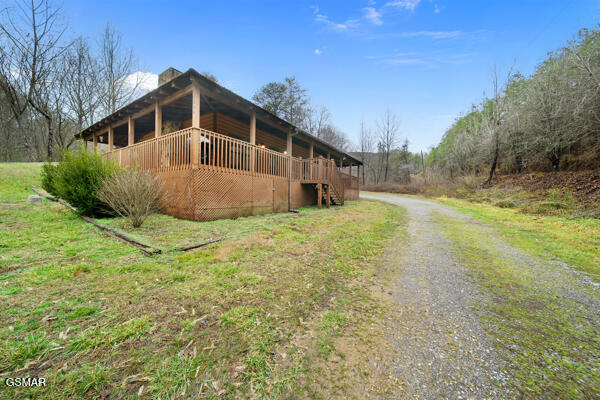1999 E Mountain View Way Sevierville TN 37862