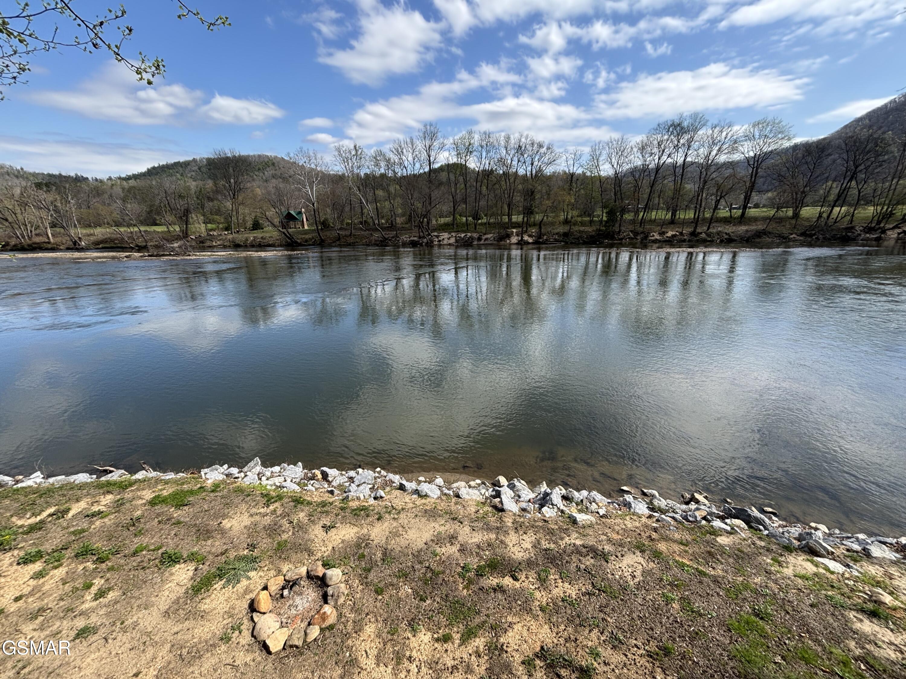 864 Fugate Road Del Rio TN 37727