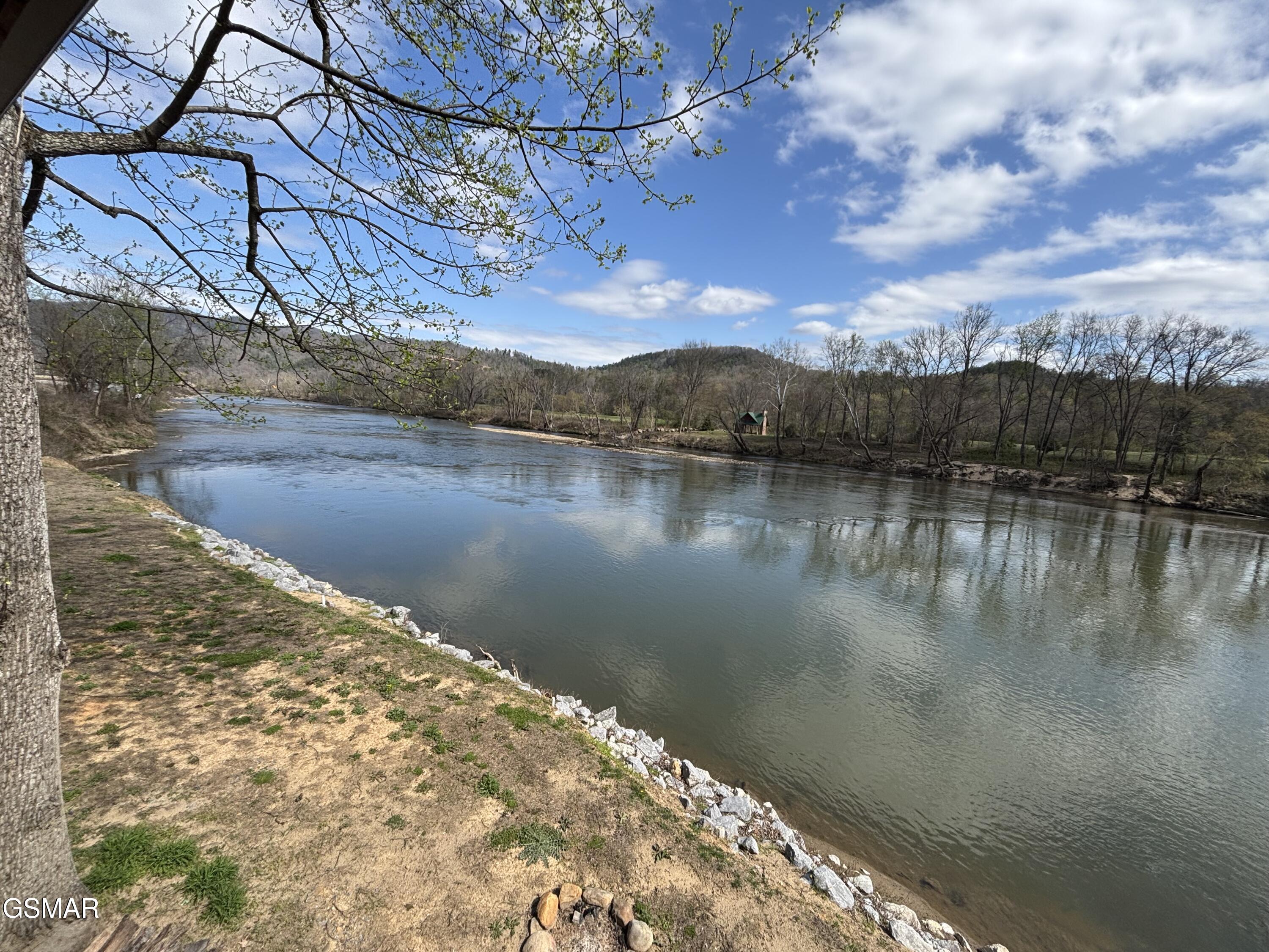 864 Fugate Road Del Rio TN 37727