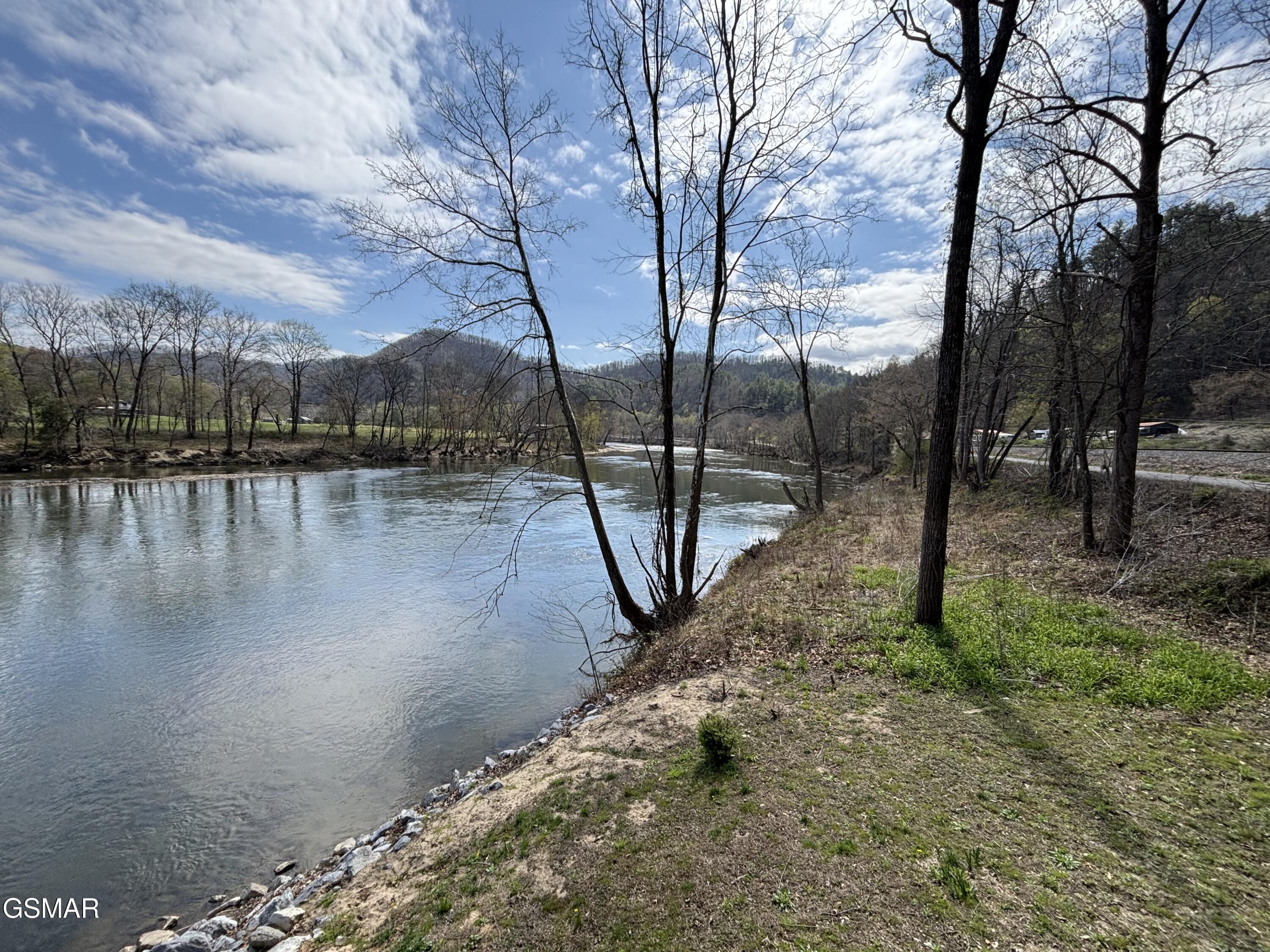 864 Fugate Road Del Rio TN 37727