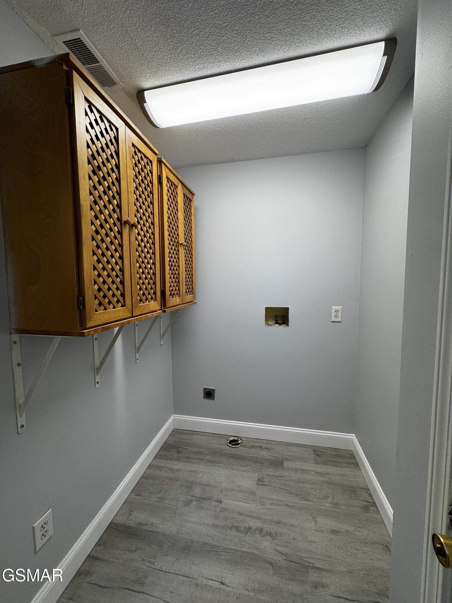 913 Columbine Lea Sevierville TN 37862