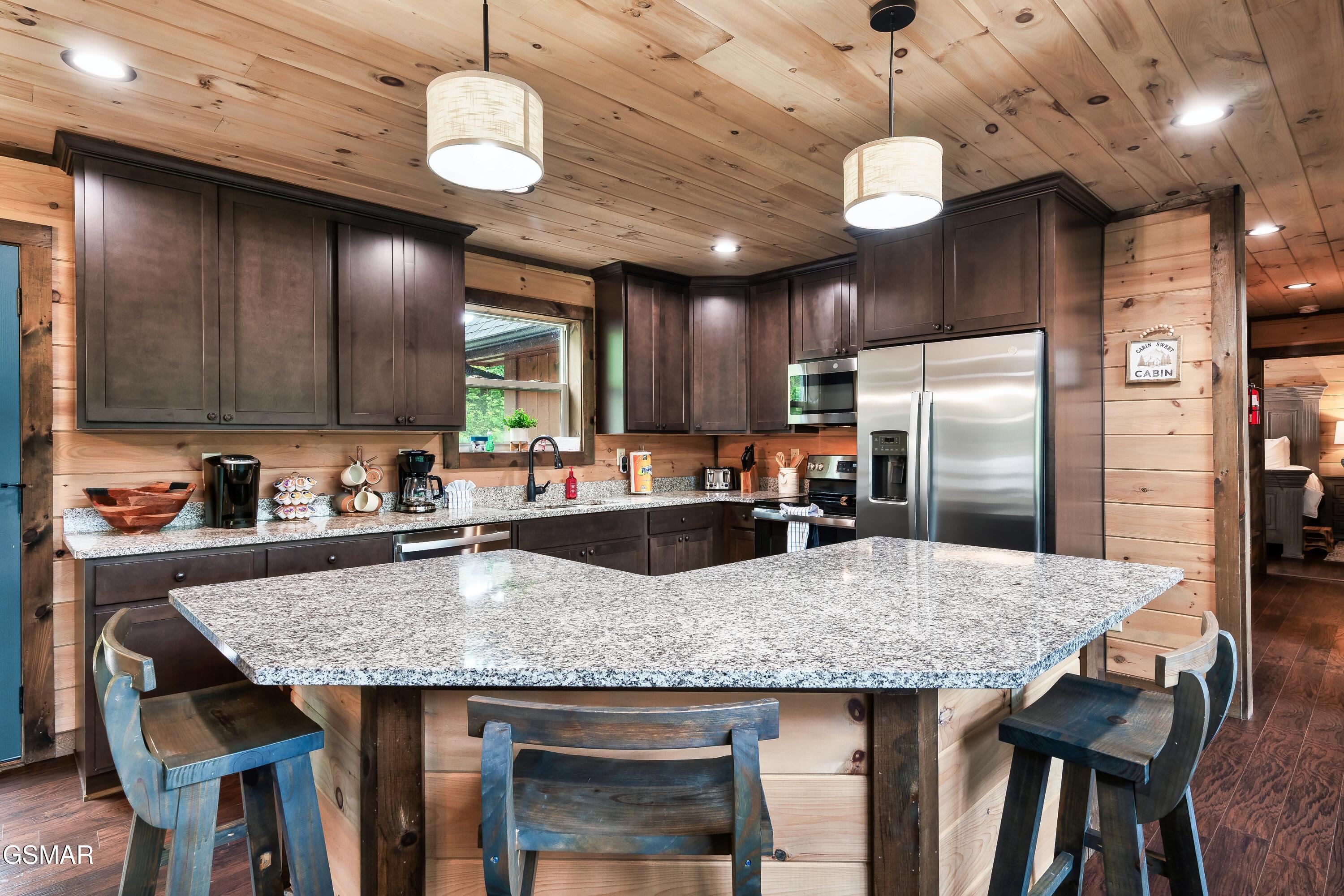 842 Vixen Run Gatlinburg TN 37738