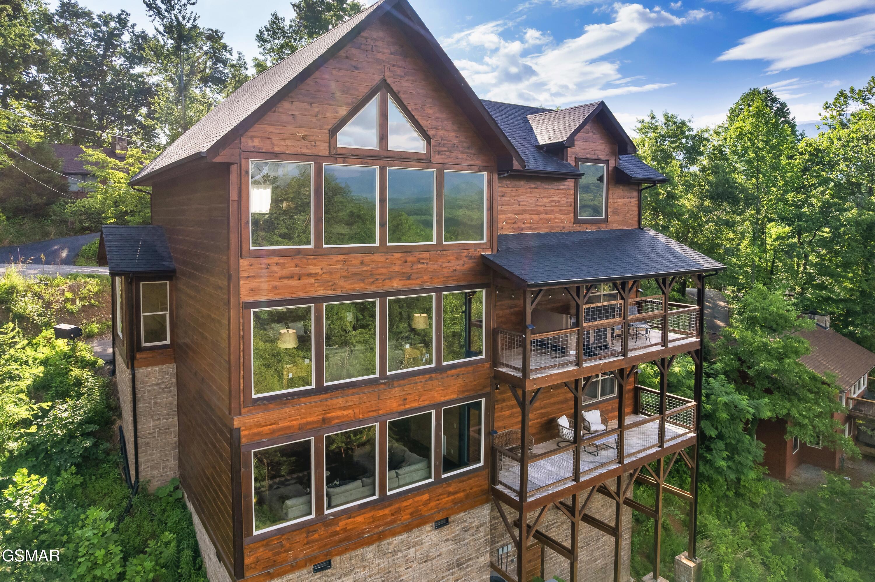 842 Vixen Run Gatlinburg TN 37738