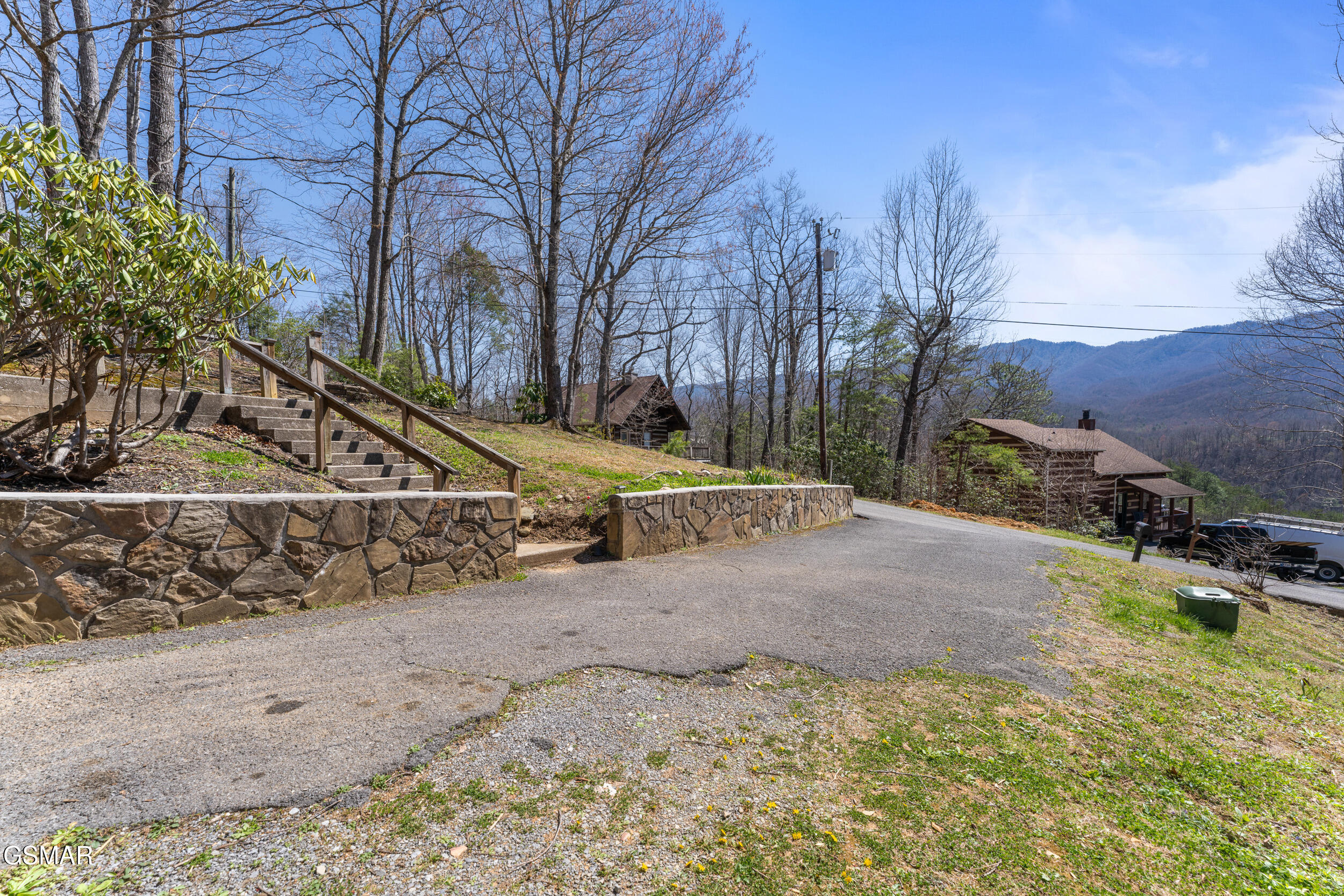 409 Matterhorn Drive Gatlinburg TN 37738