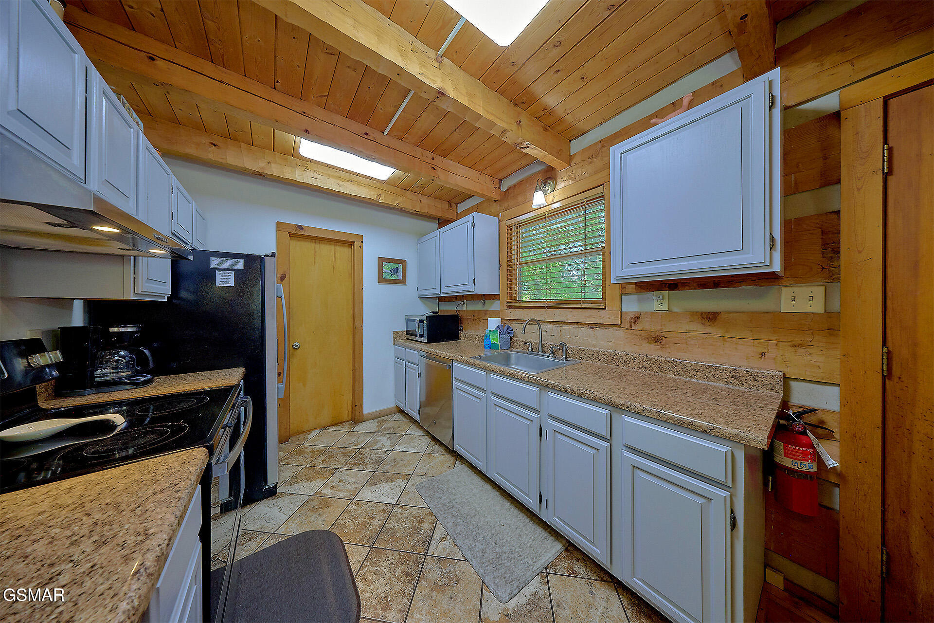 461 Sassafras Trail Sevierville TN 37876