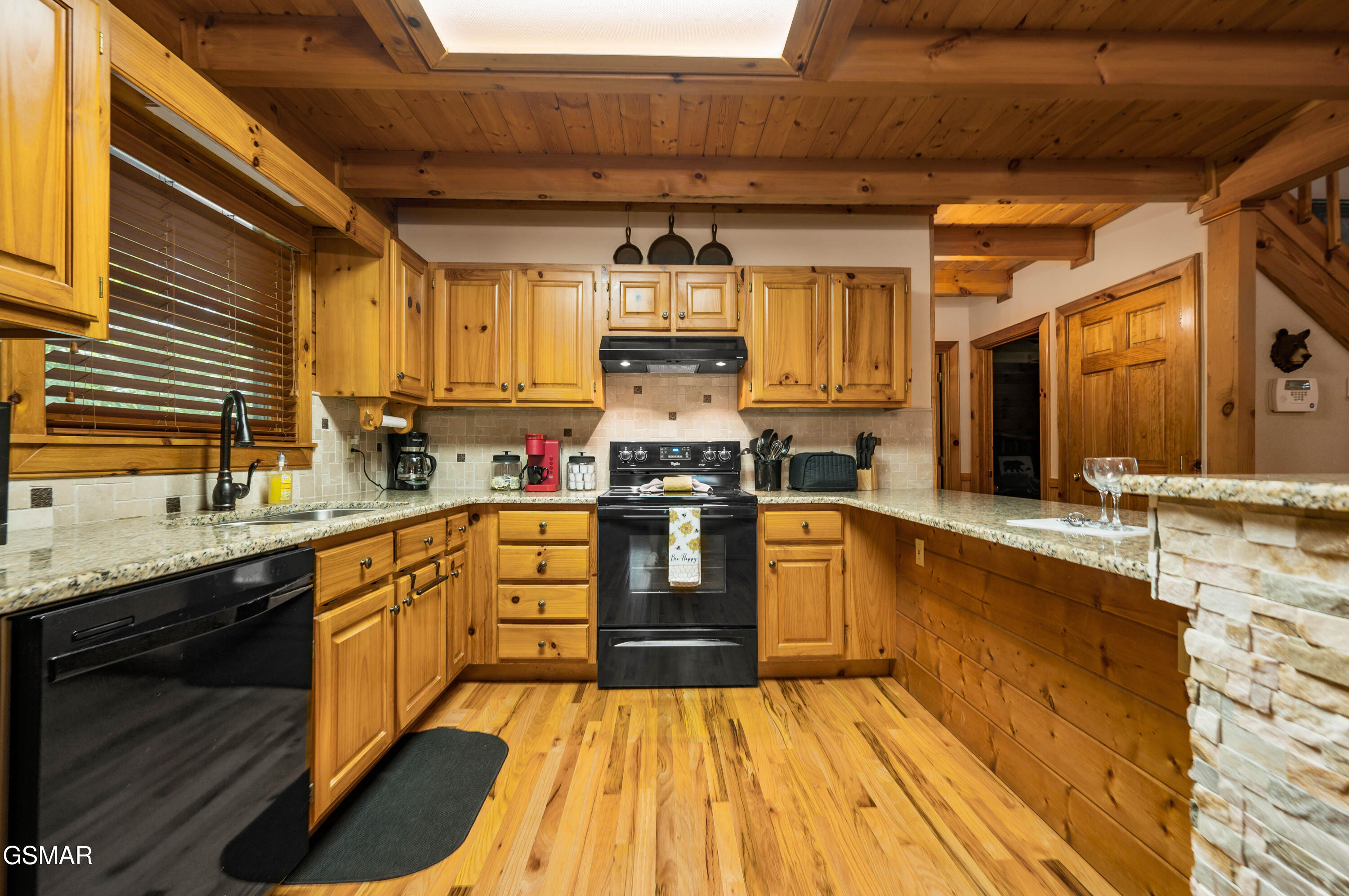 3619 Country Pines Way Sevierville TN 37876