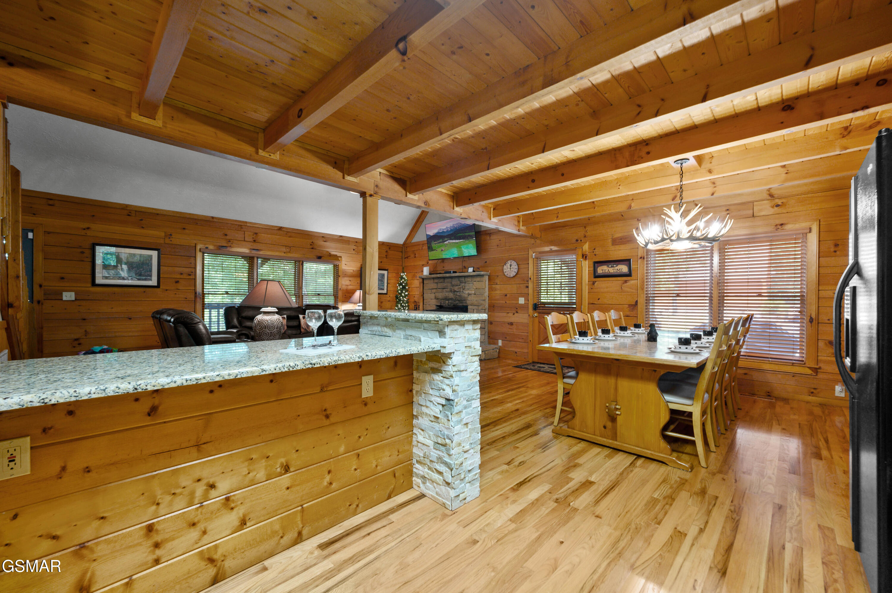 3619 Country Pines Way Sevierville TN 37876