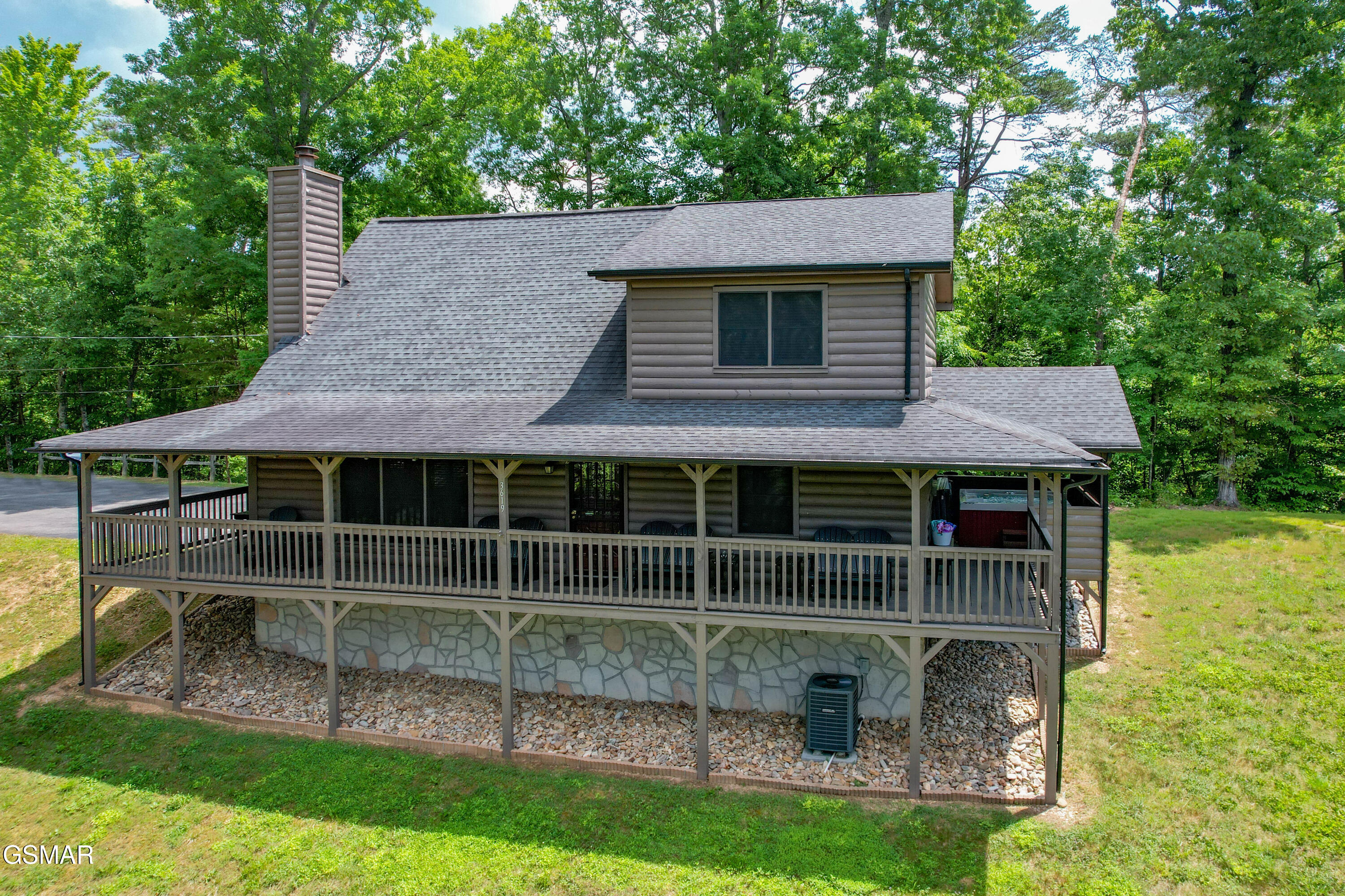 3619 Country Pines Way Sevierville TN 37876
