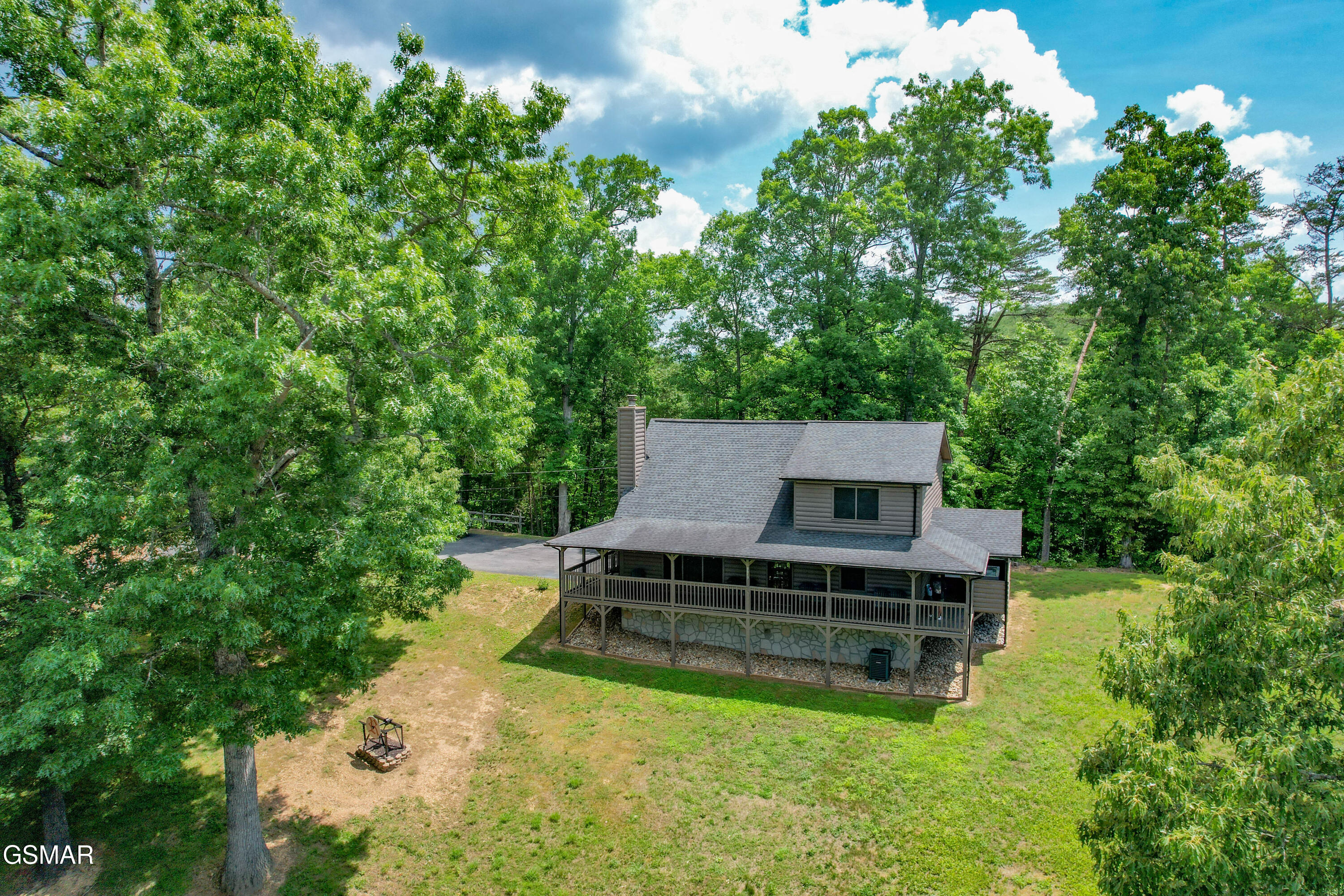 3619 Country Pines Way Sevierville TN 37876