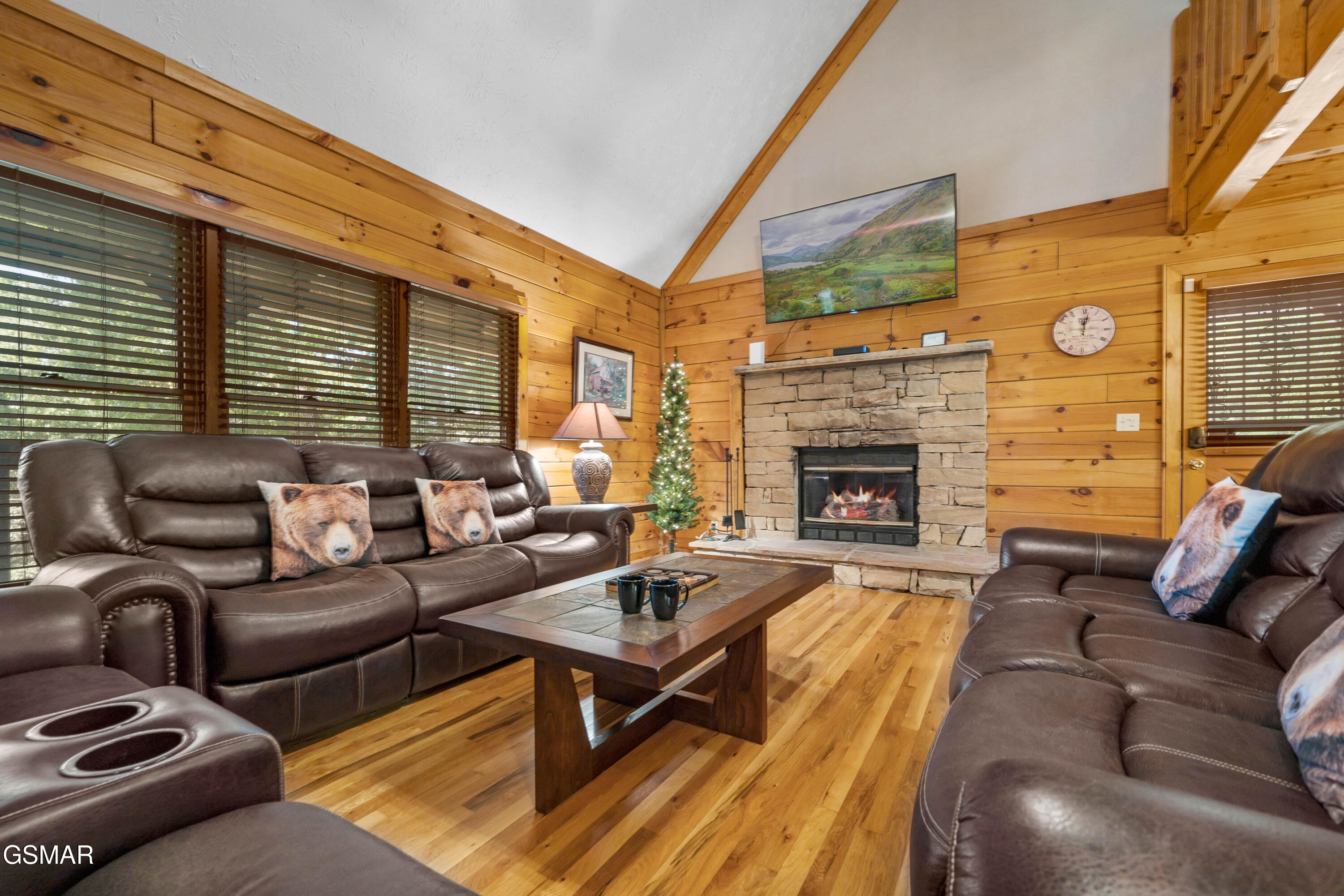 3619 Country Pines Way Sevierville TN 37876