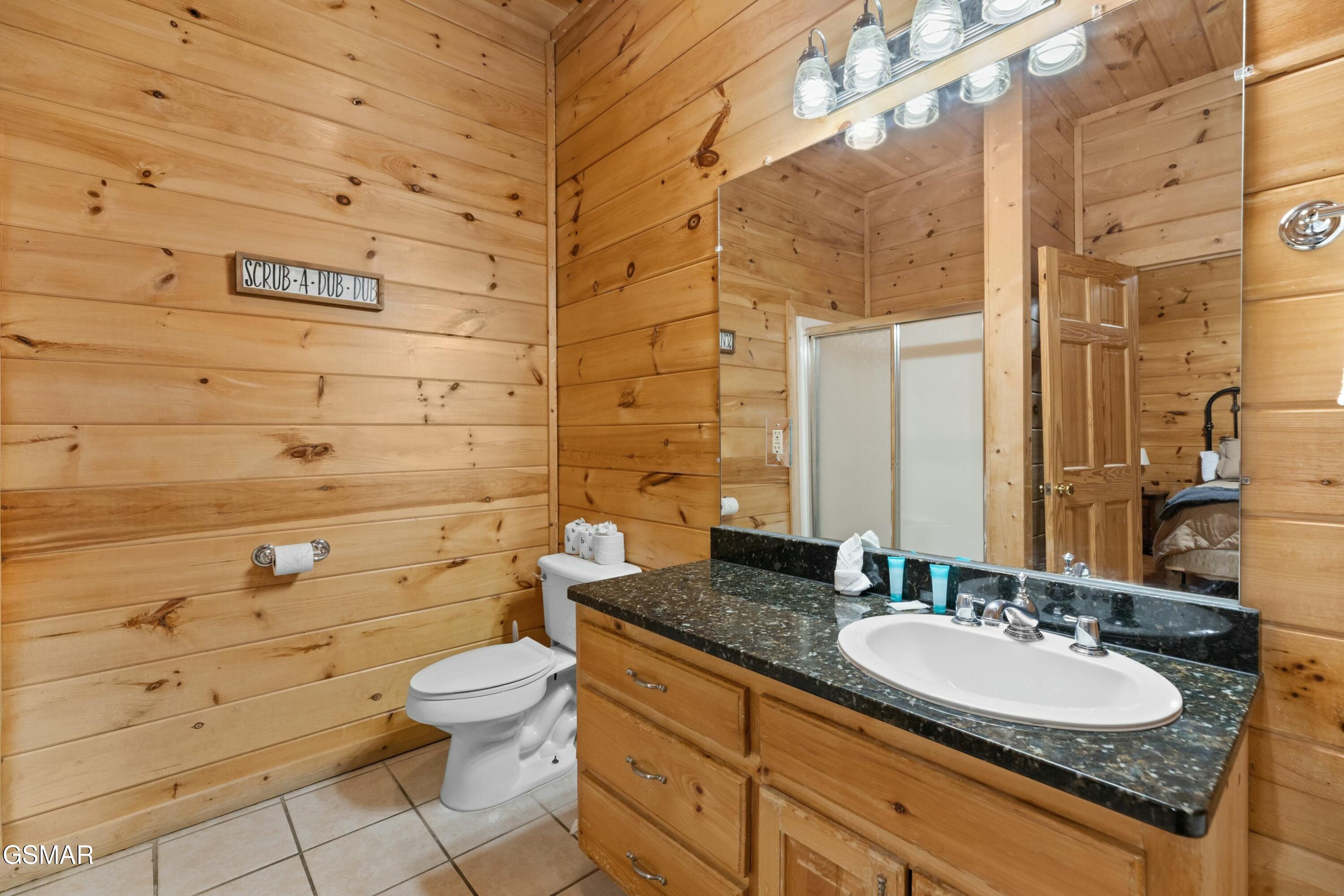 950 Black Bear Cub Way Sevierville TN 37862