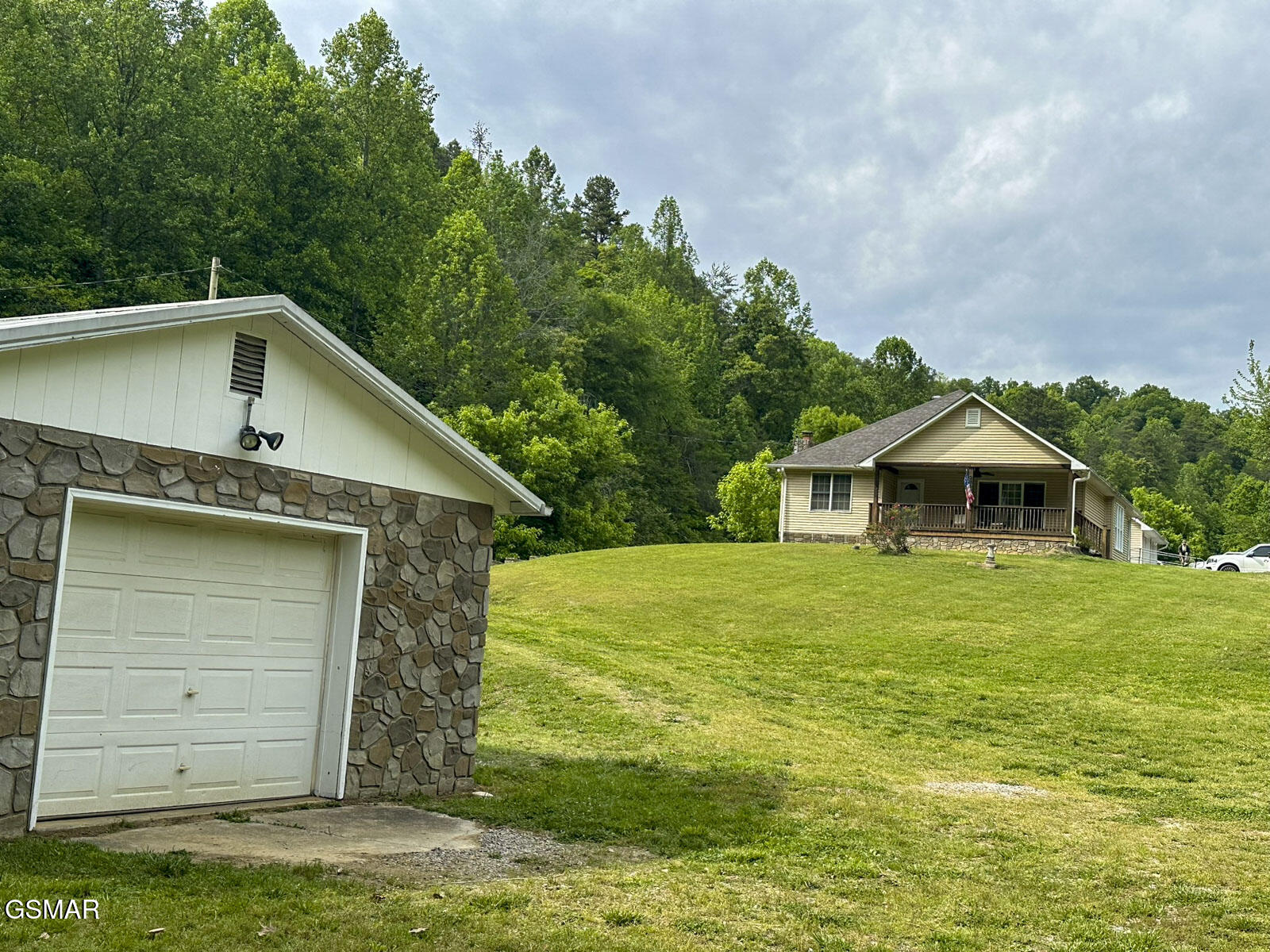 2397 Lower Rinehart Road Dandridge TN 37725